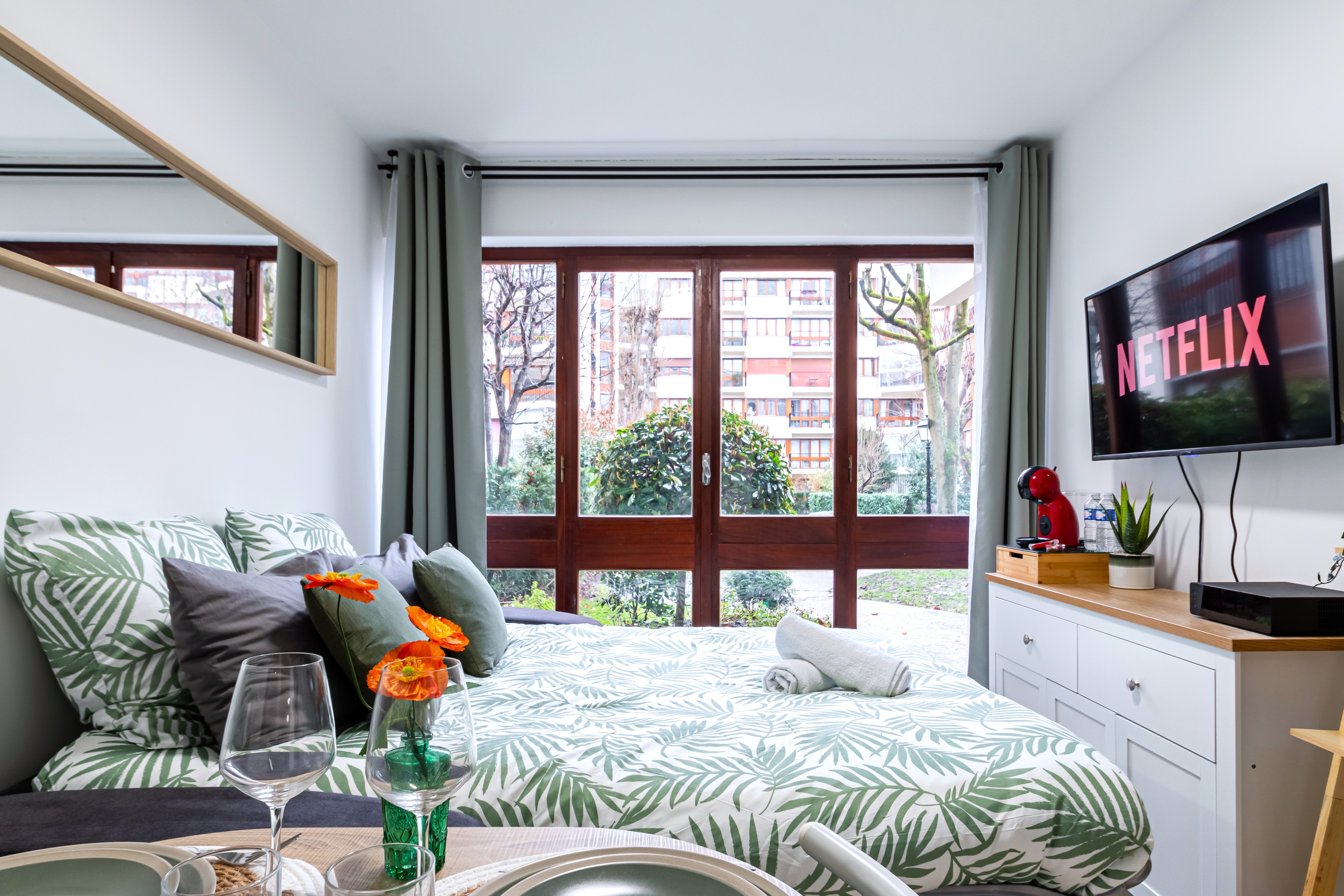 Cozy and peaceful studio - 5 min to Versailles