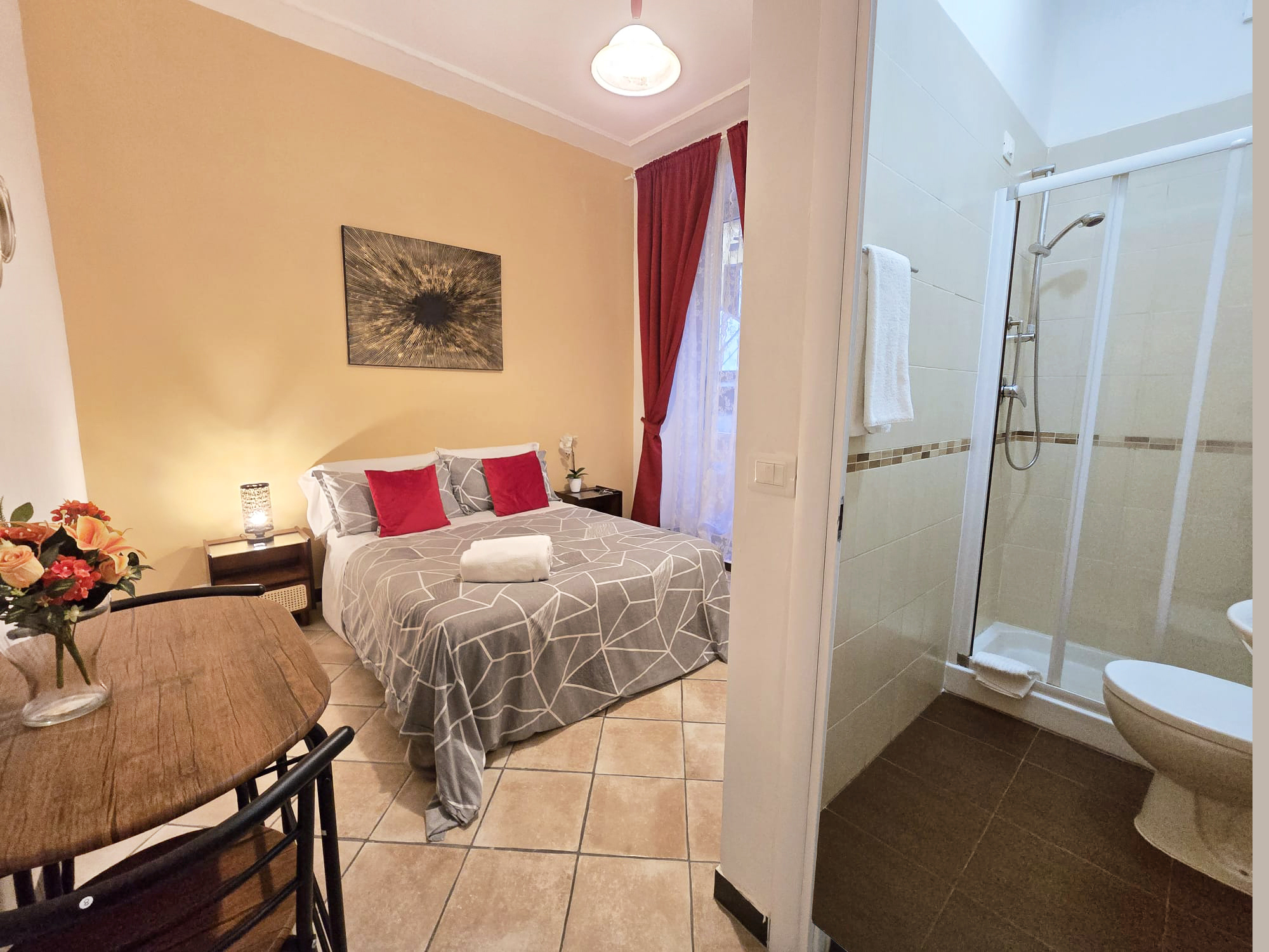 Double room private WC near Termini/Coliseum