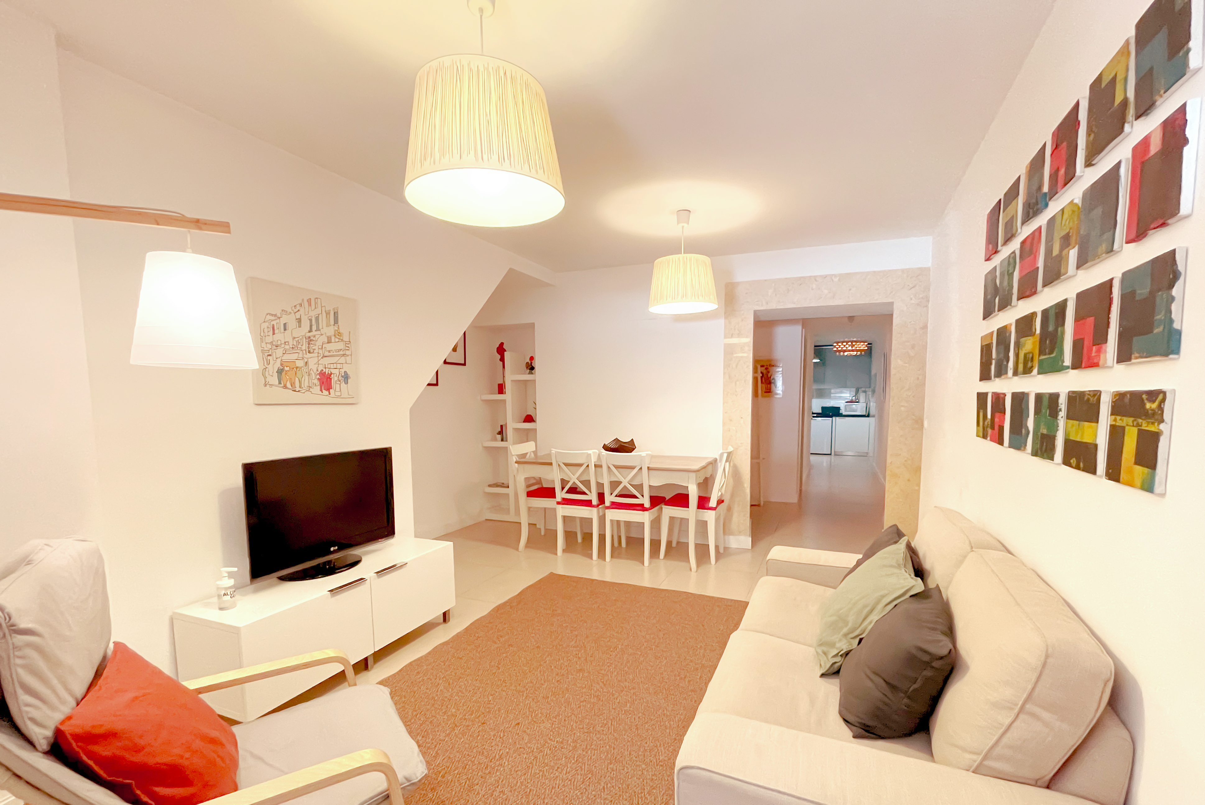 SWEET Bairro Alto: Spacious Apt in Prime Location