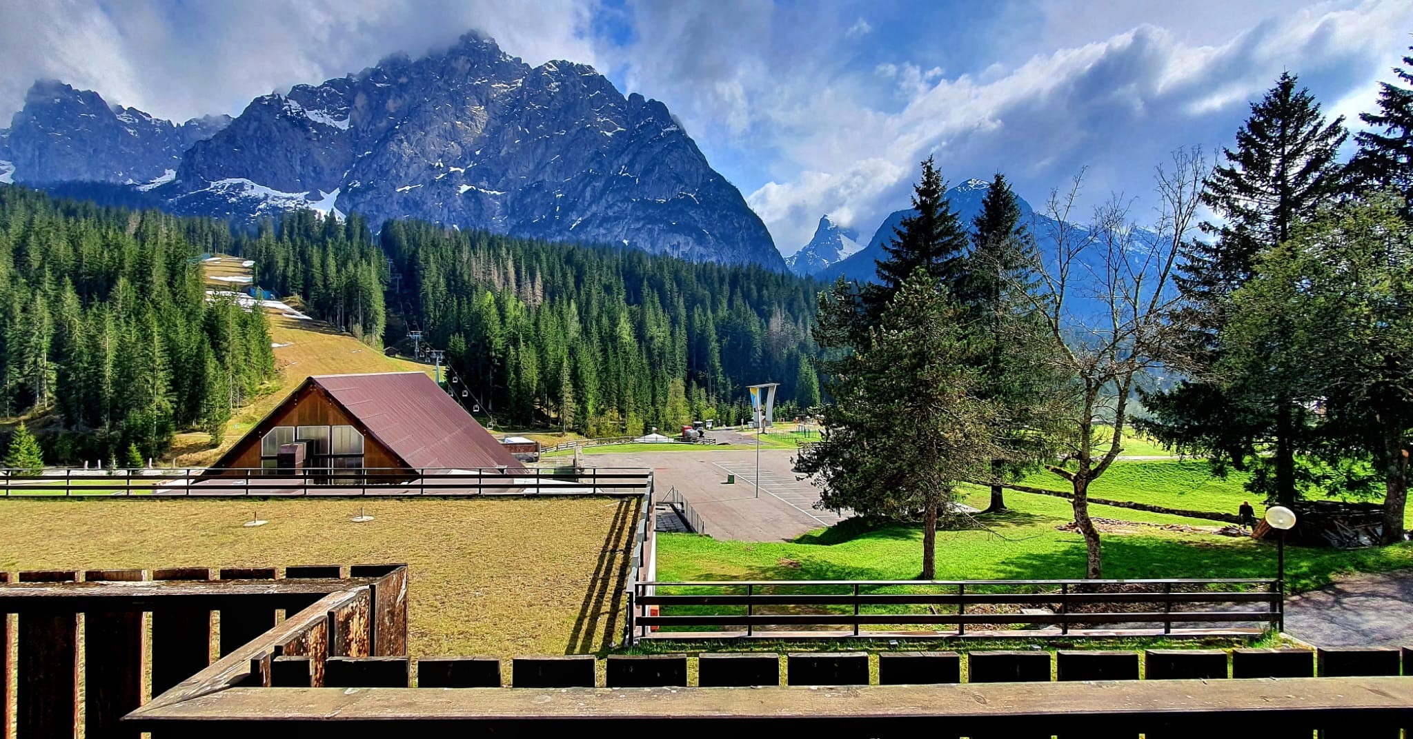 Splendid flat in the mountains full of comfort