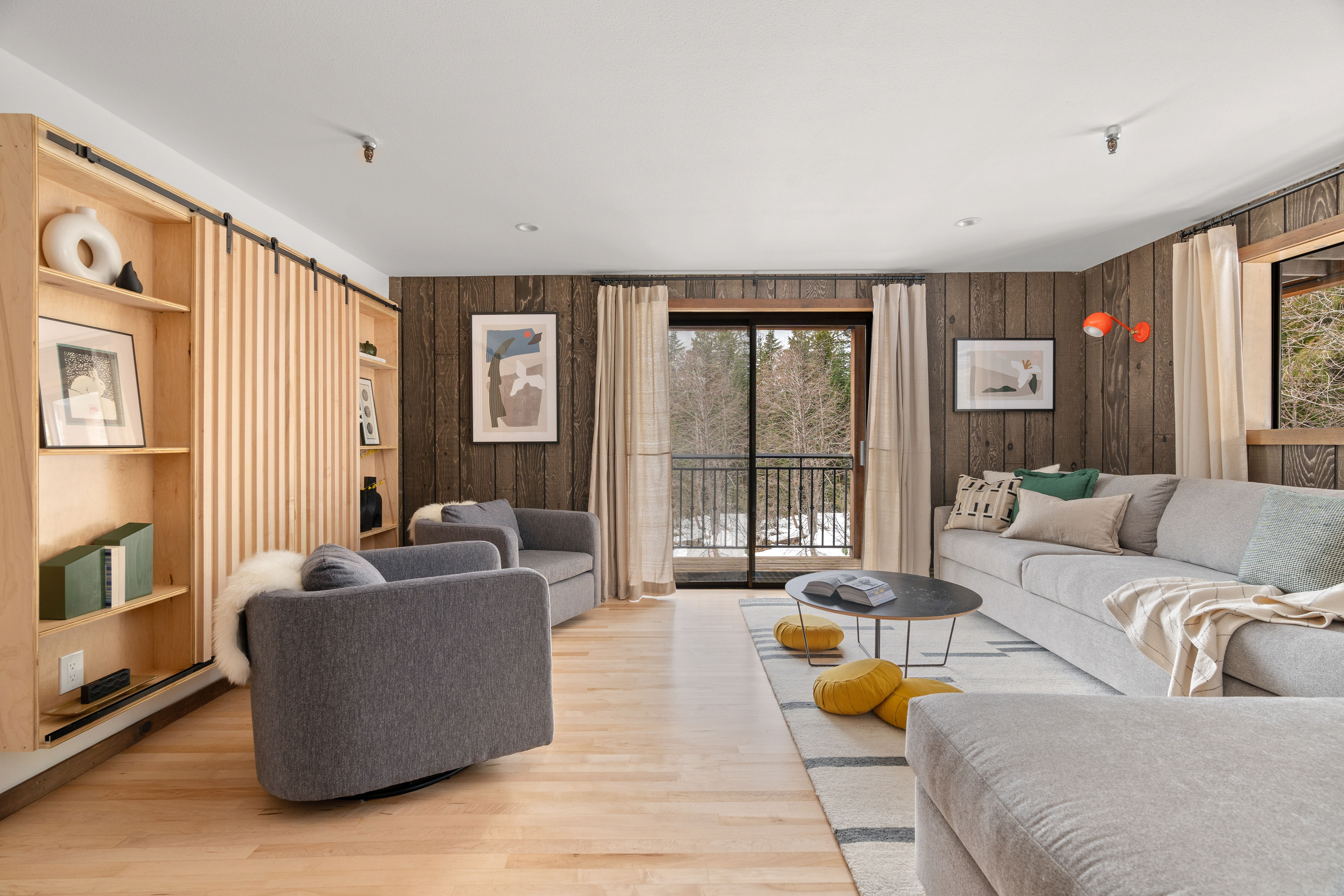 New cozy remodel at Mt Hood