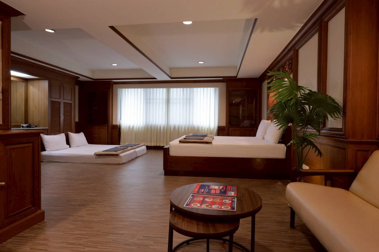 Large APT near Khaosan/Grand Palace Up to 6 guests