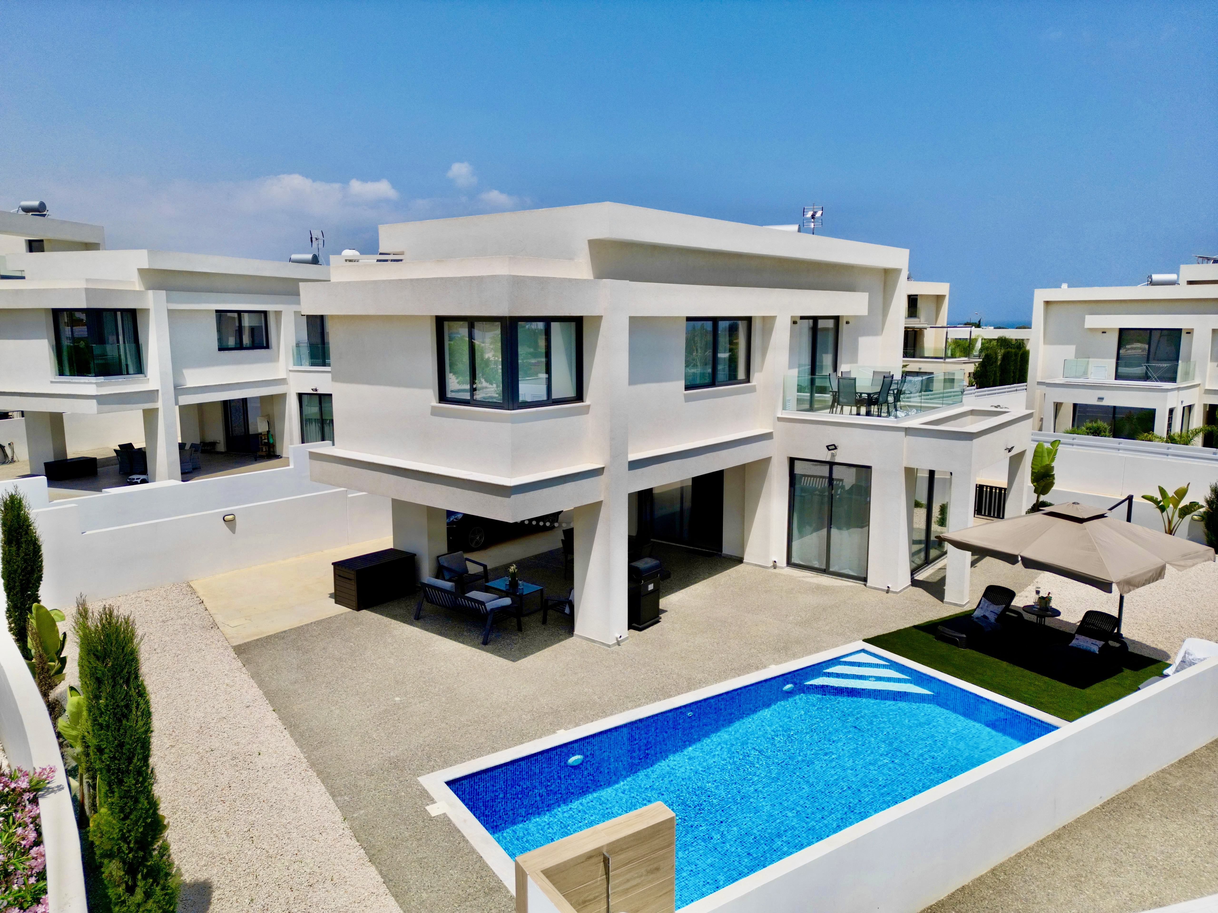 Golden sands luxury villa