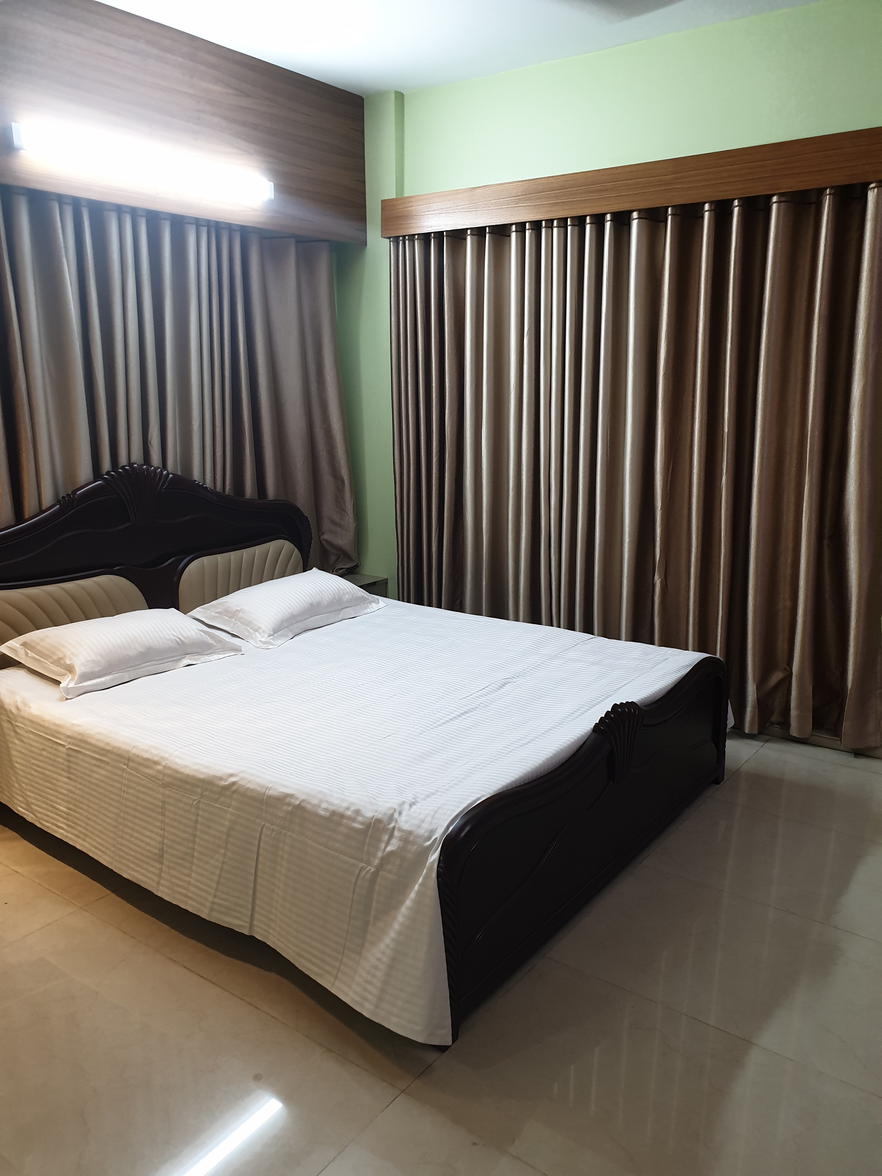 Elegant Flat in a primium condo