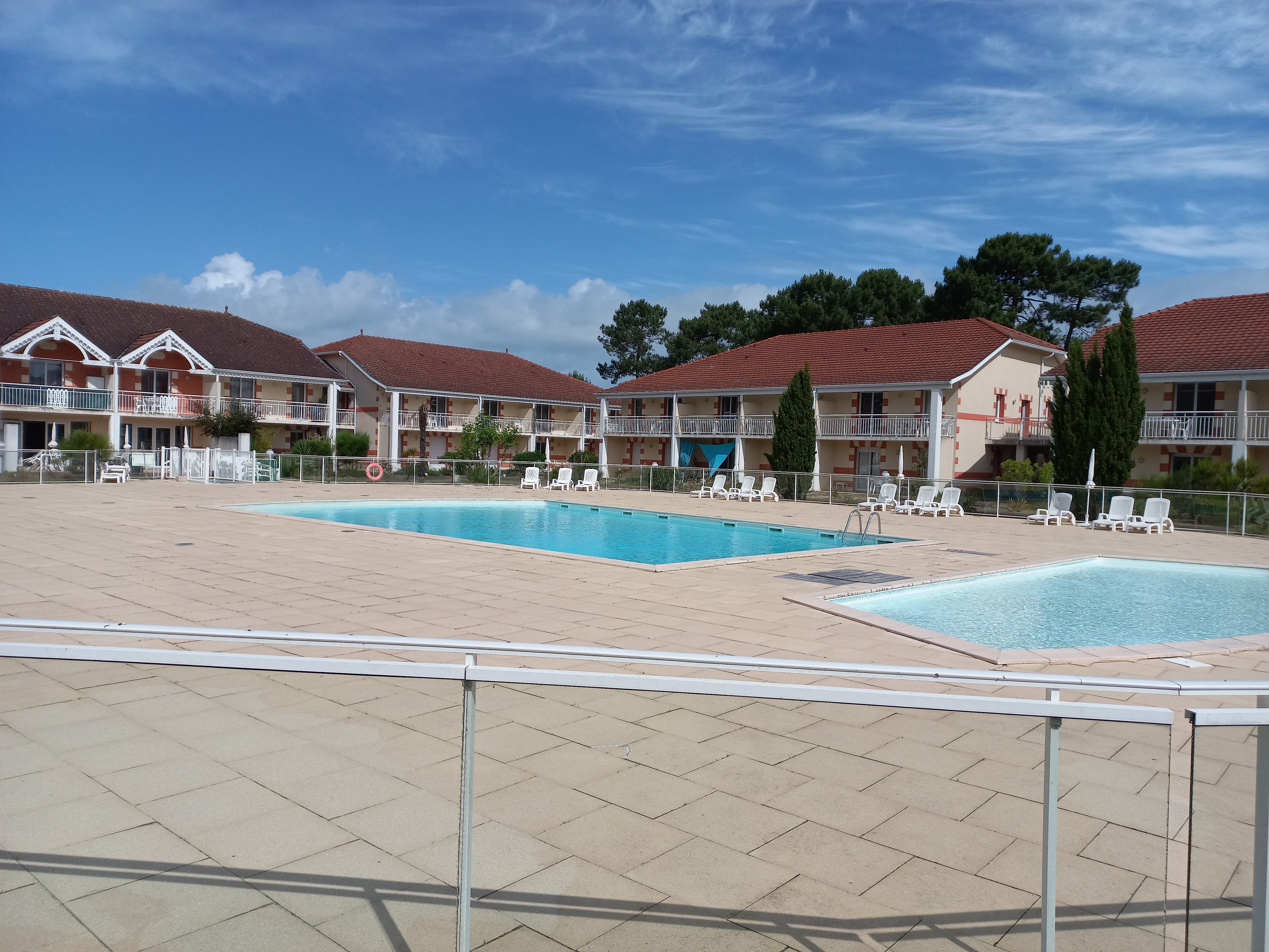 4 person apartment - residence with pool
