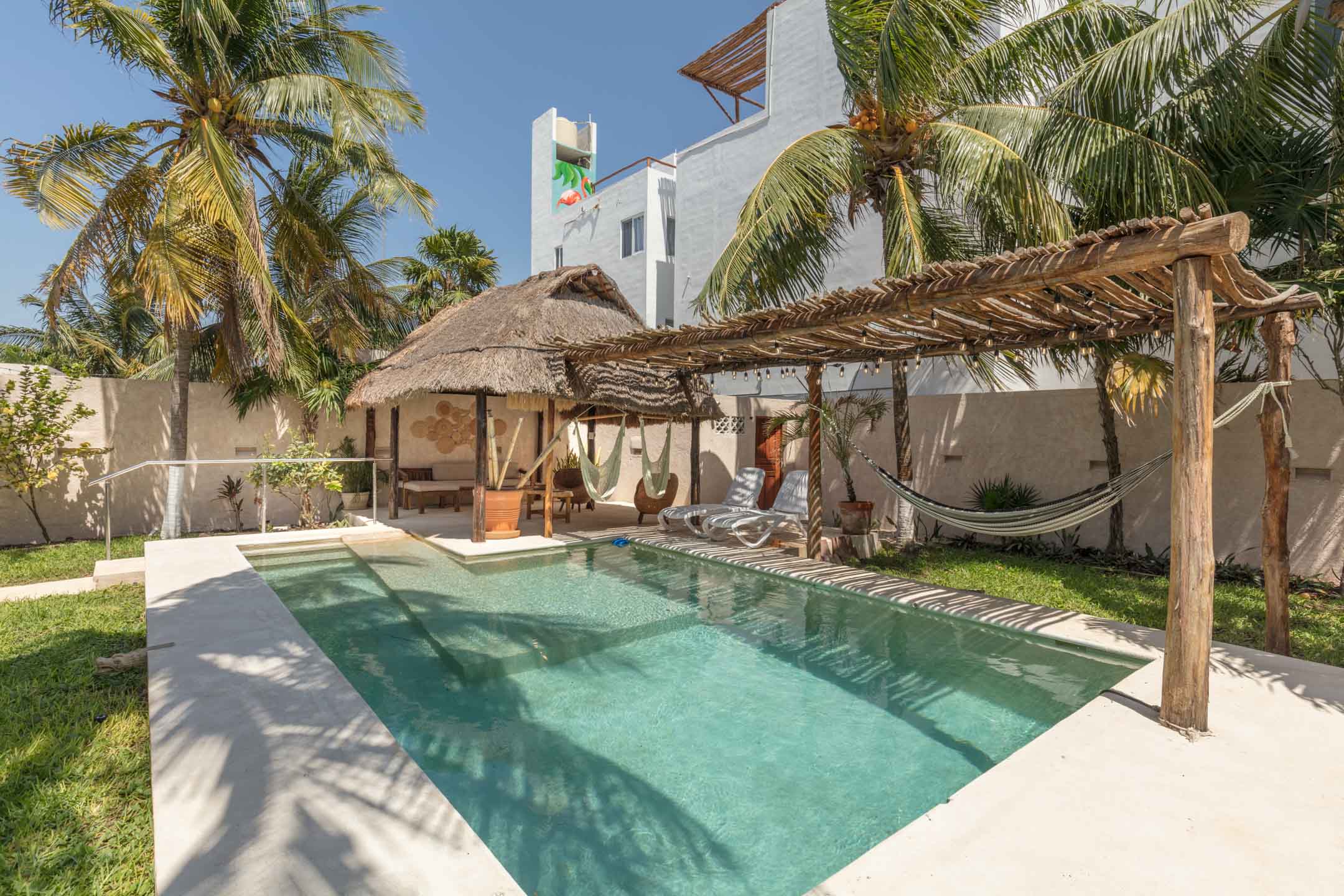 *One street from the beach I 8 Pax I 3 BR I Alberca