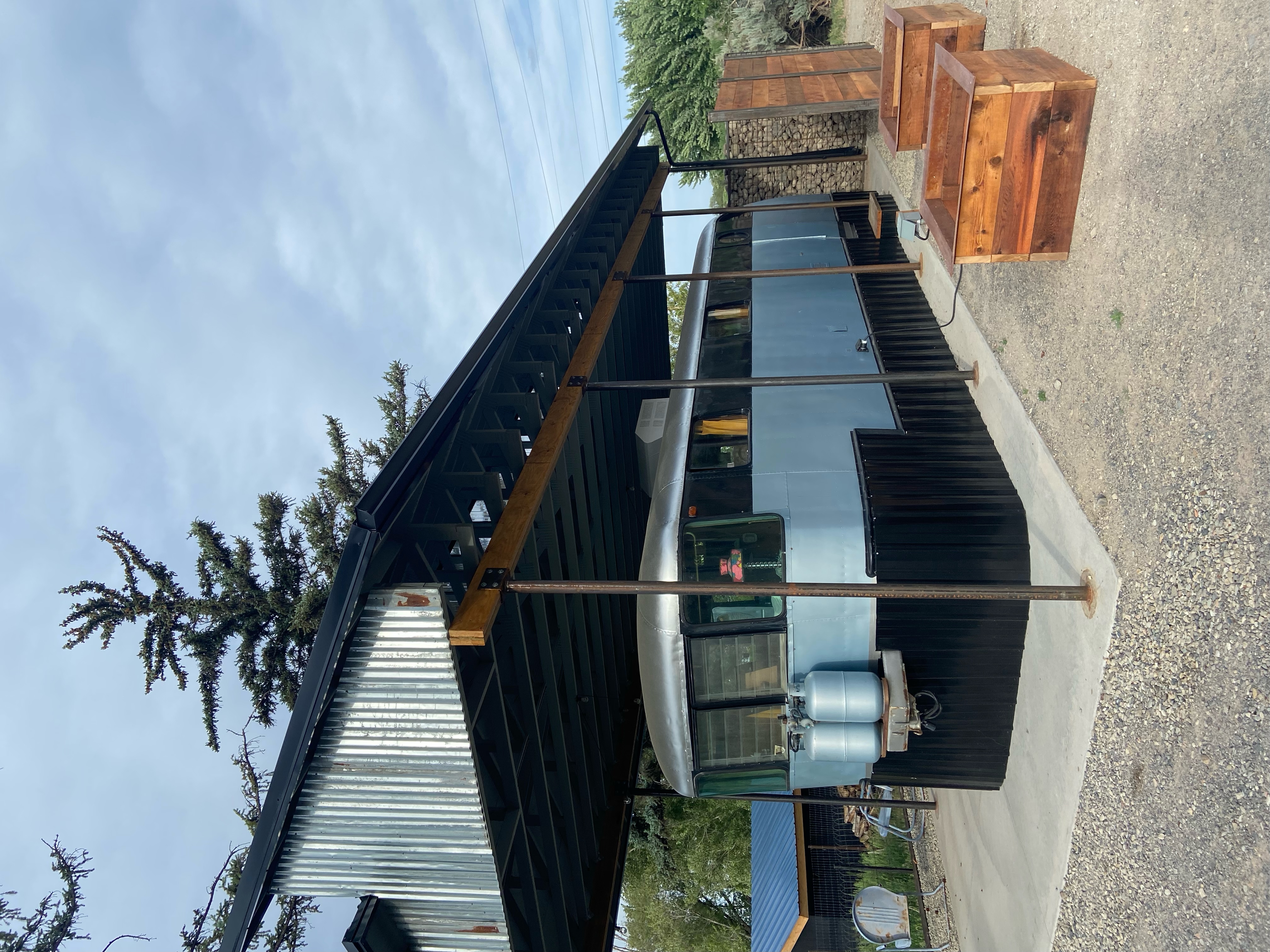 Wild Peony Farm with Mountain Views  
1950 Spartan