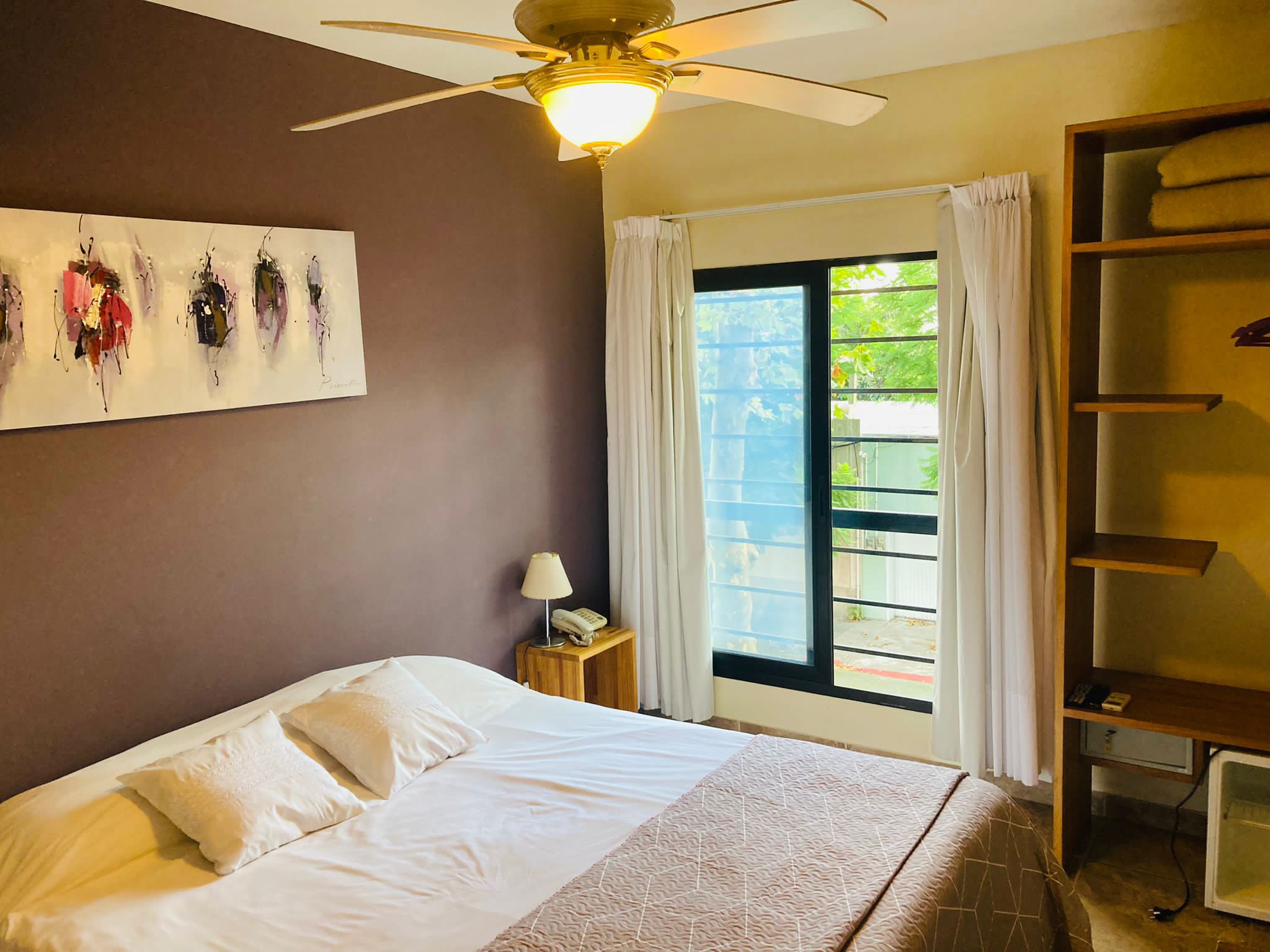 Simple Double Room (6)