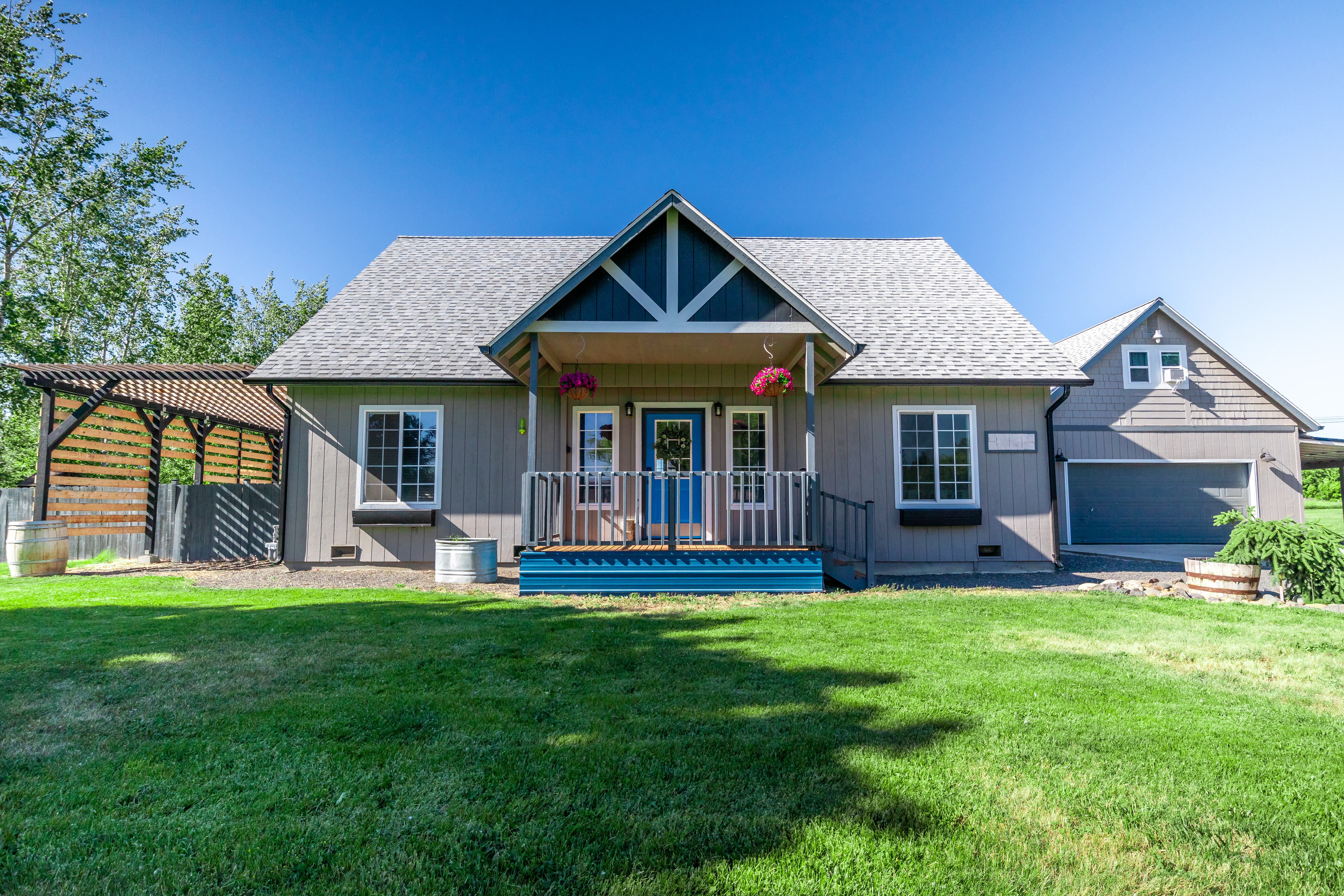 Spacious Family Home w/ Hot Tub