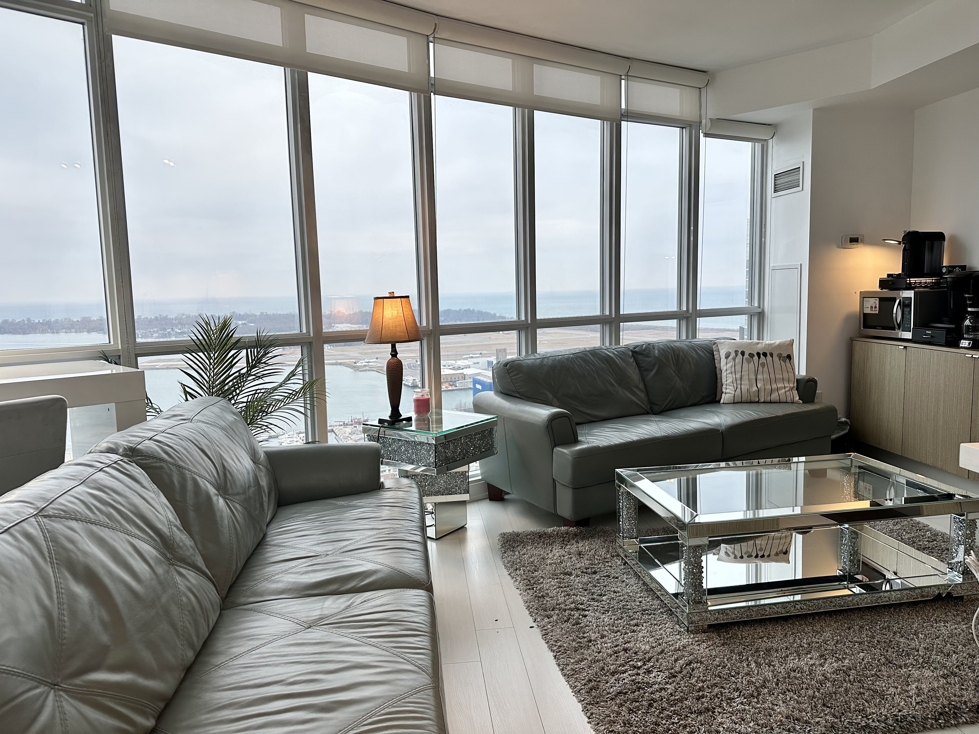 Cityview in the Sky 2Bdrms/2.5Baths 5realbeds