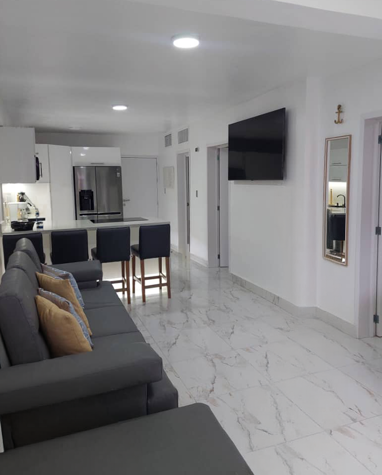 Beautiful apartment with luxury finishes
