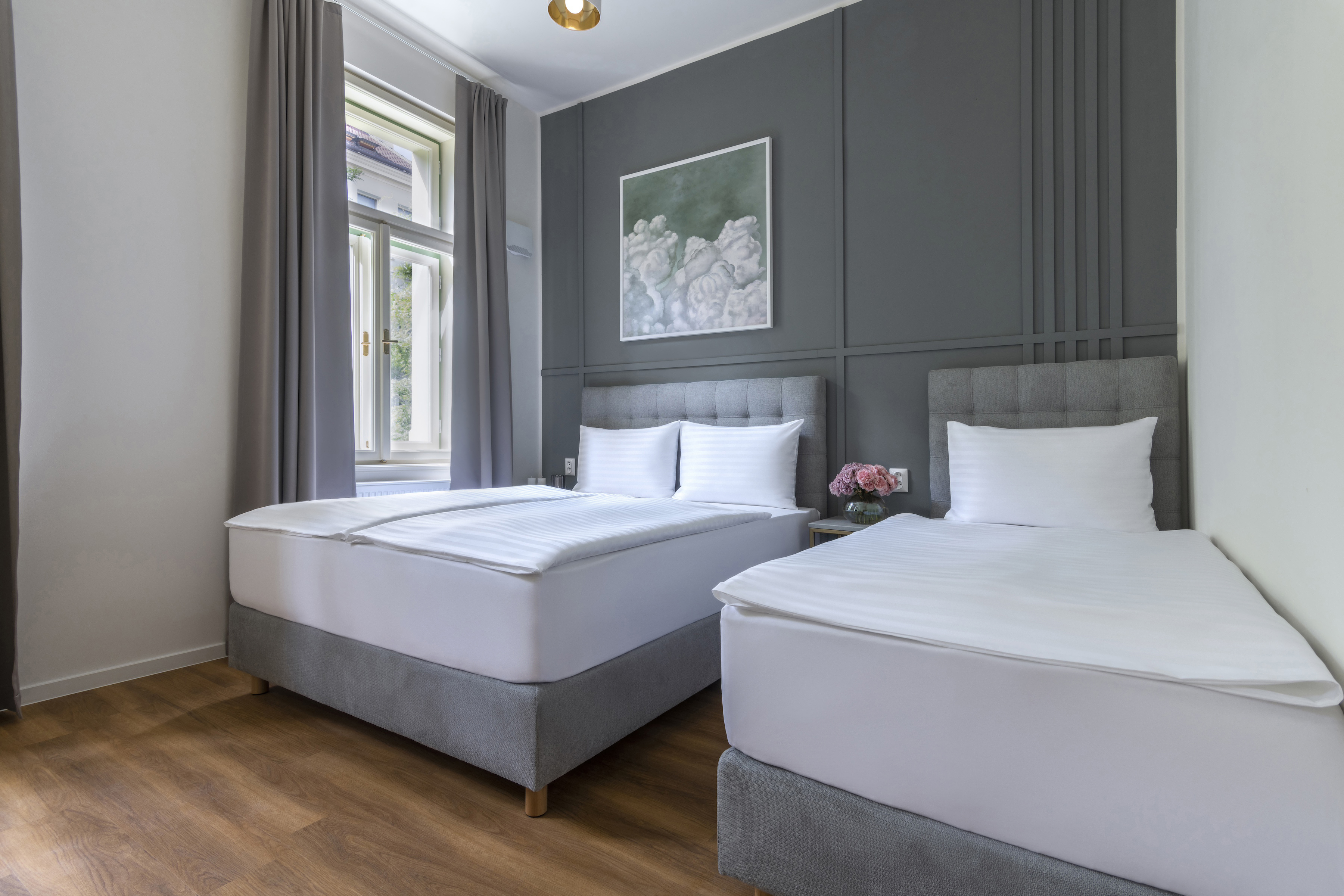 Dwellfort | Luxury Apartment in a Vibrant District