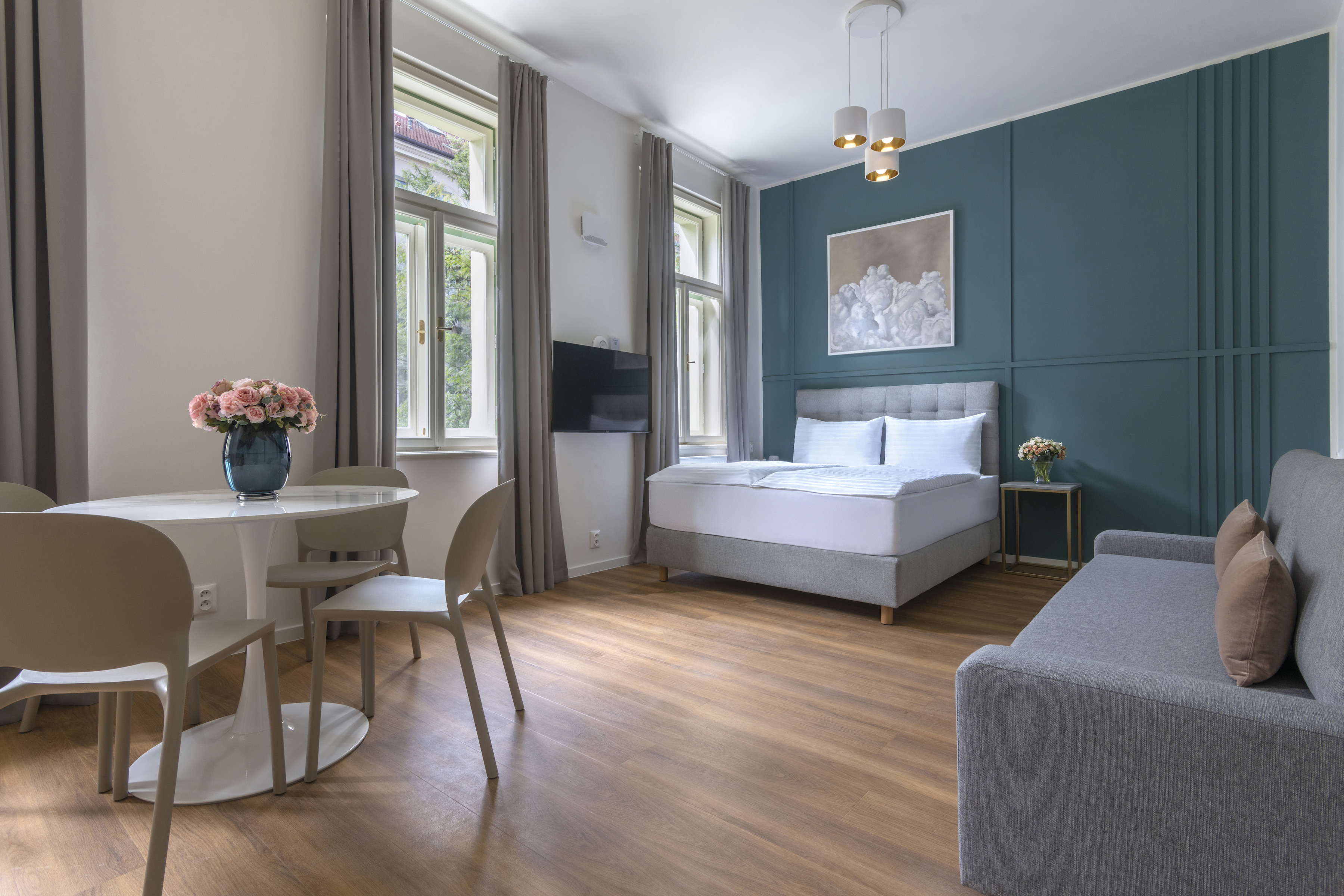 Dwellfort | Luxury Apartment in a Lovely Area