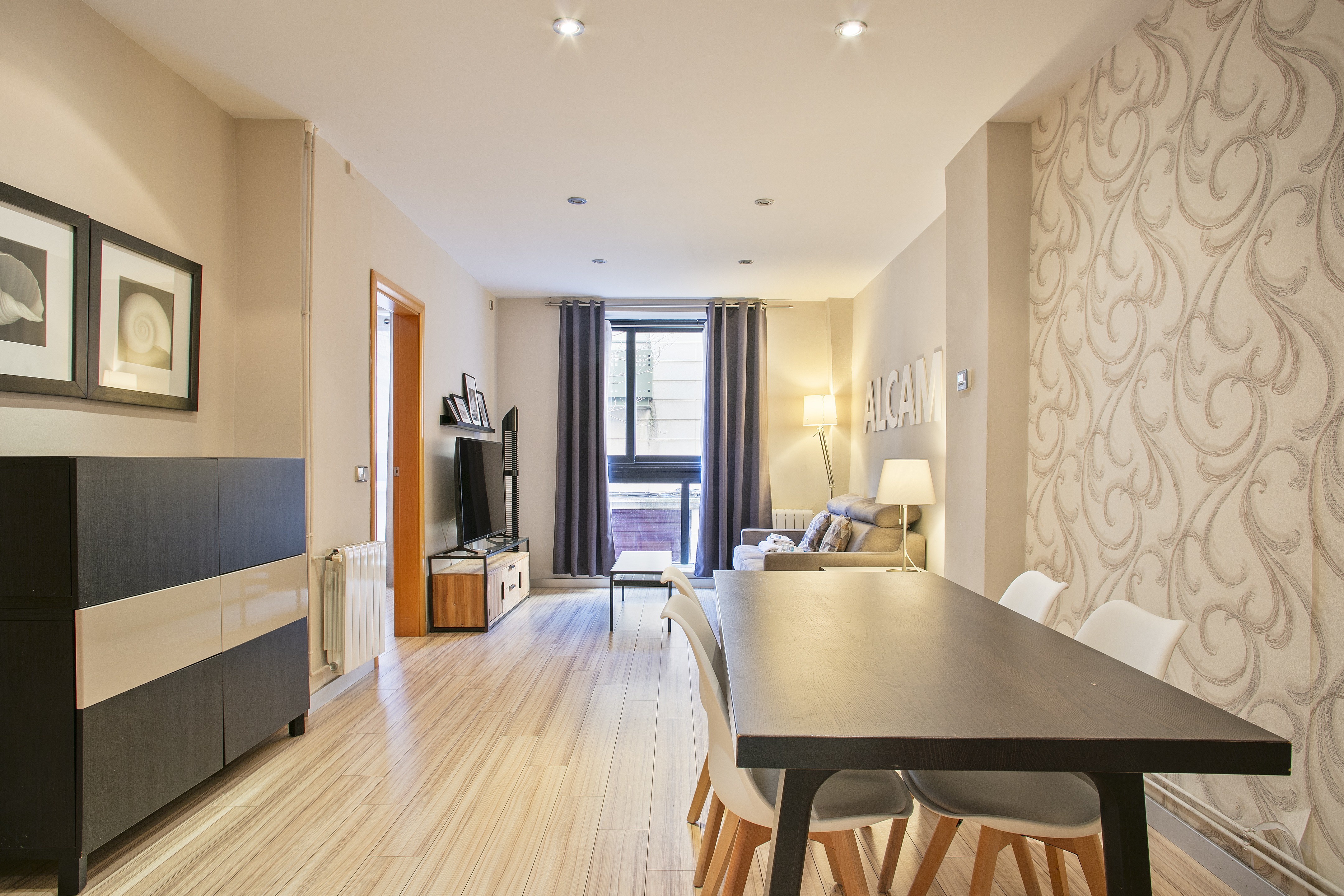 002. Alió 2 Apartment in el Camp d'en Grassot i Gràcia Nova, Barcelona