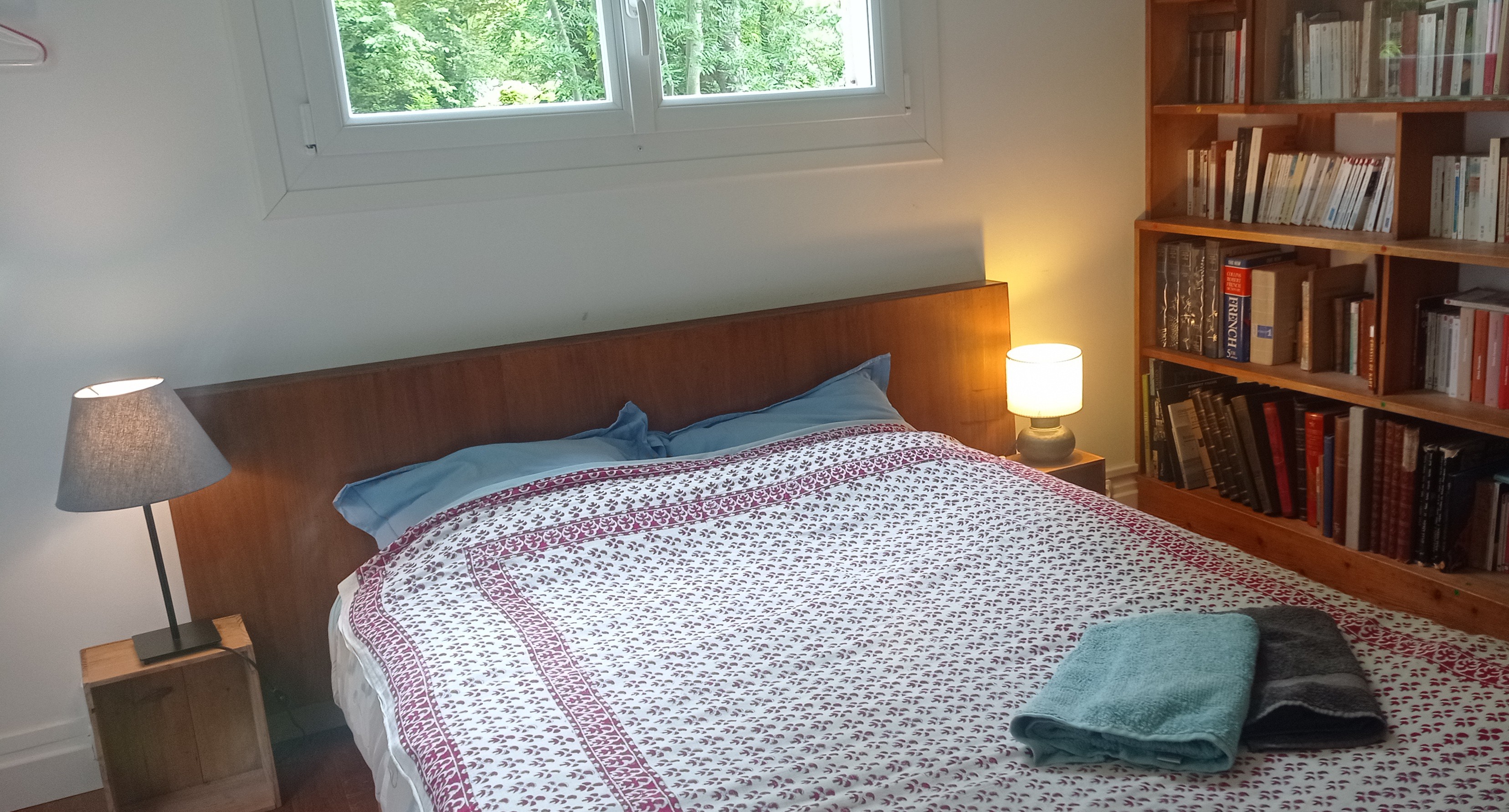 bedroom in house