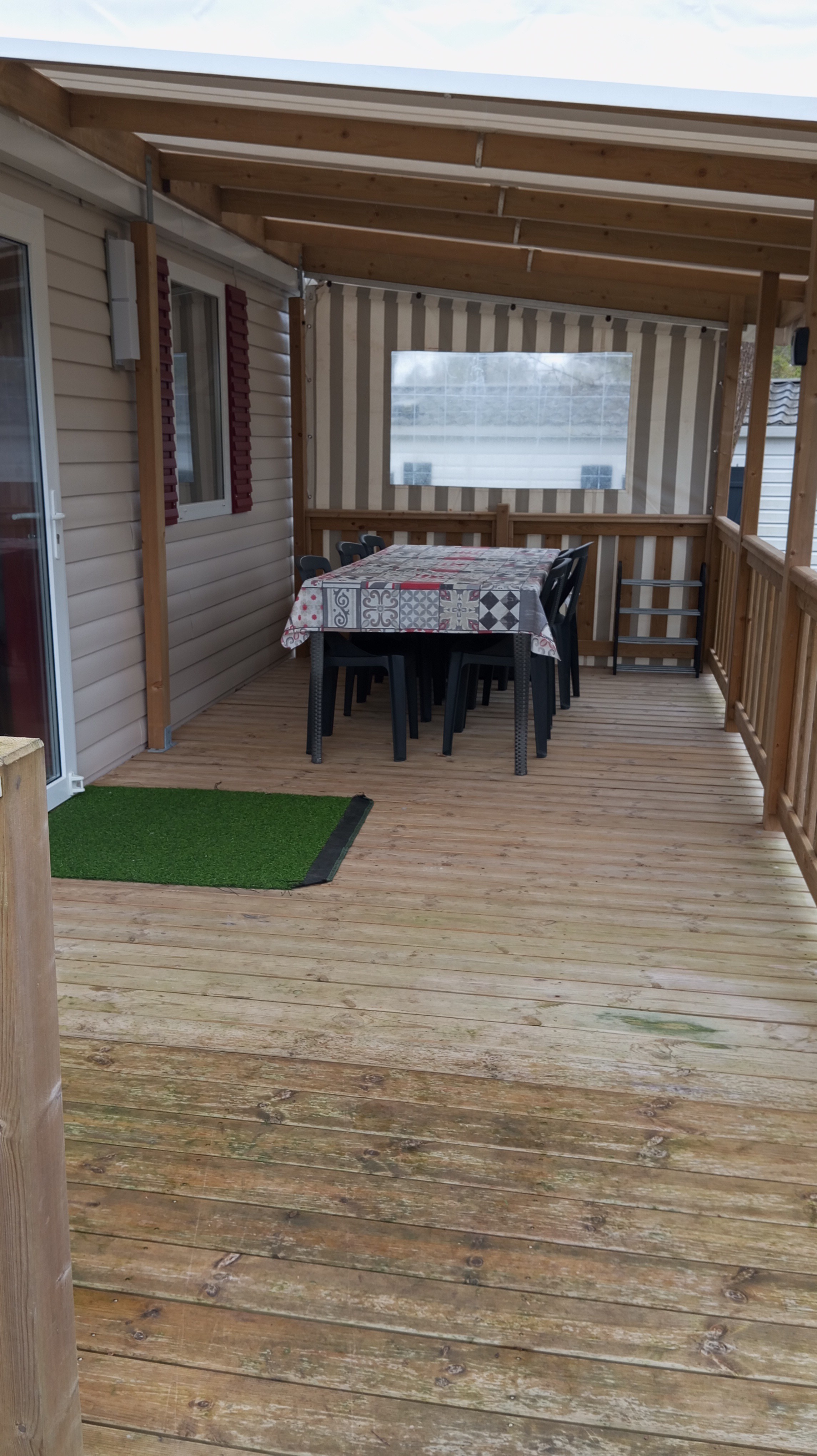 Mobile- home 
Marie