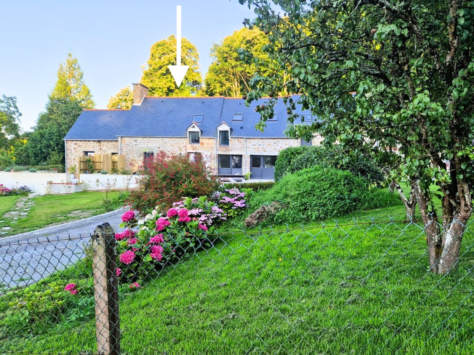 IDeal house situated between Mt St Michel-St Malo
