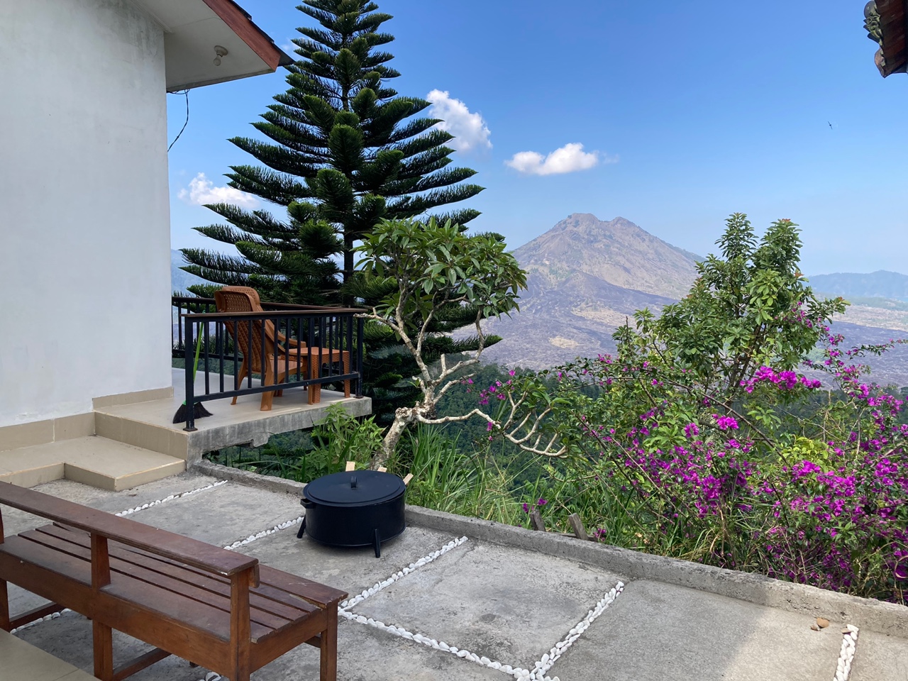 Huge villa(yard+terrace+breakfast+beer+campfire)