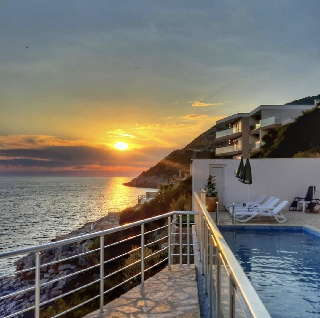 Two Bedroom Apartment Sea View