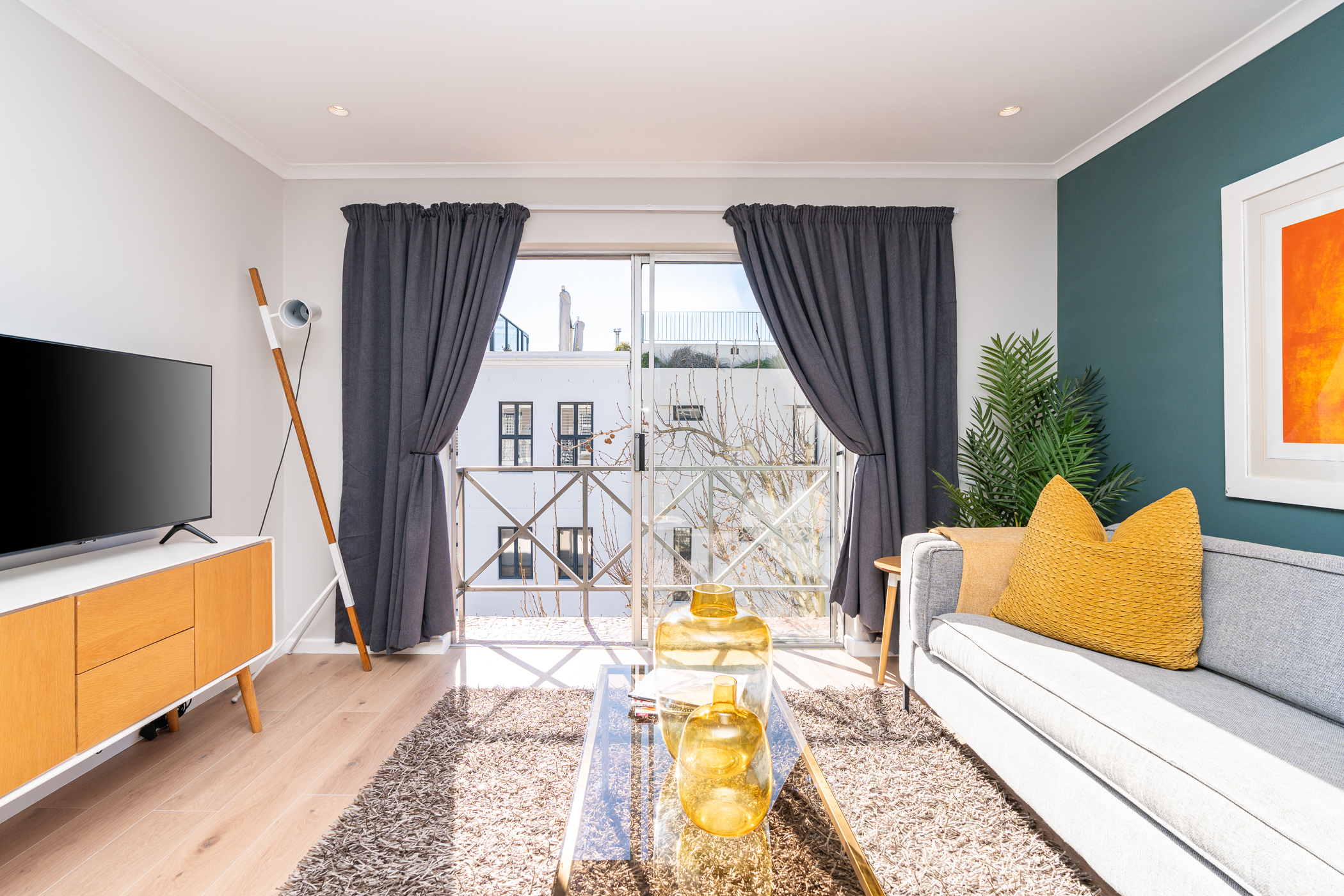 300+ reviews | Stylish 2Bed | De Waterkant +Garage