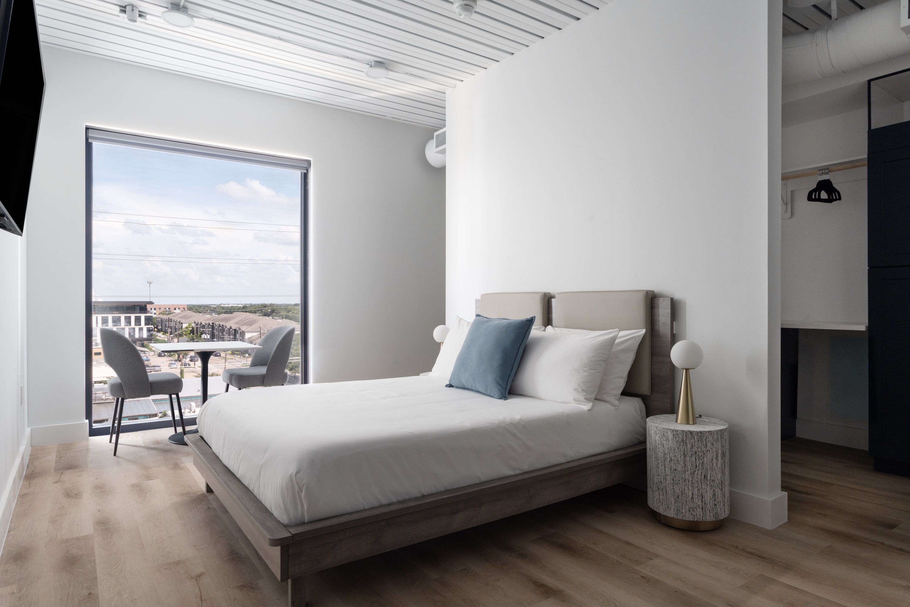 Studio Haus | Short Drive to ACL + Walk to Brewery in 78702, Austin