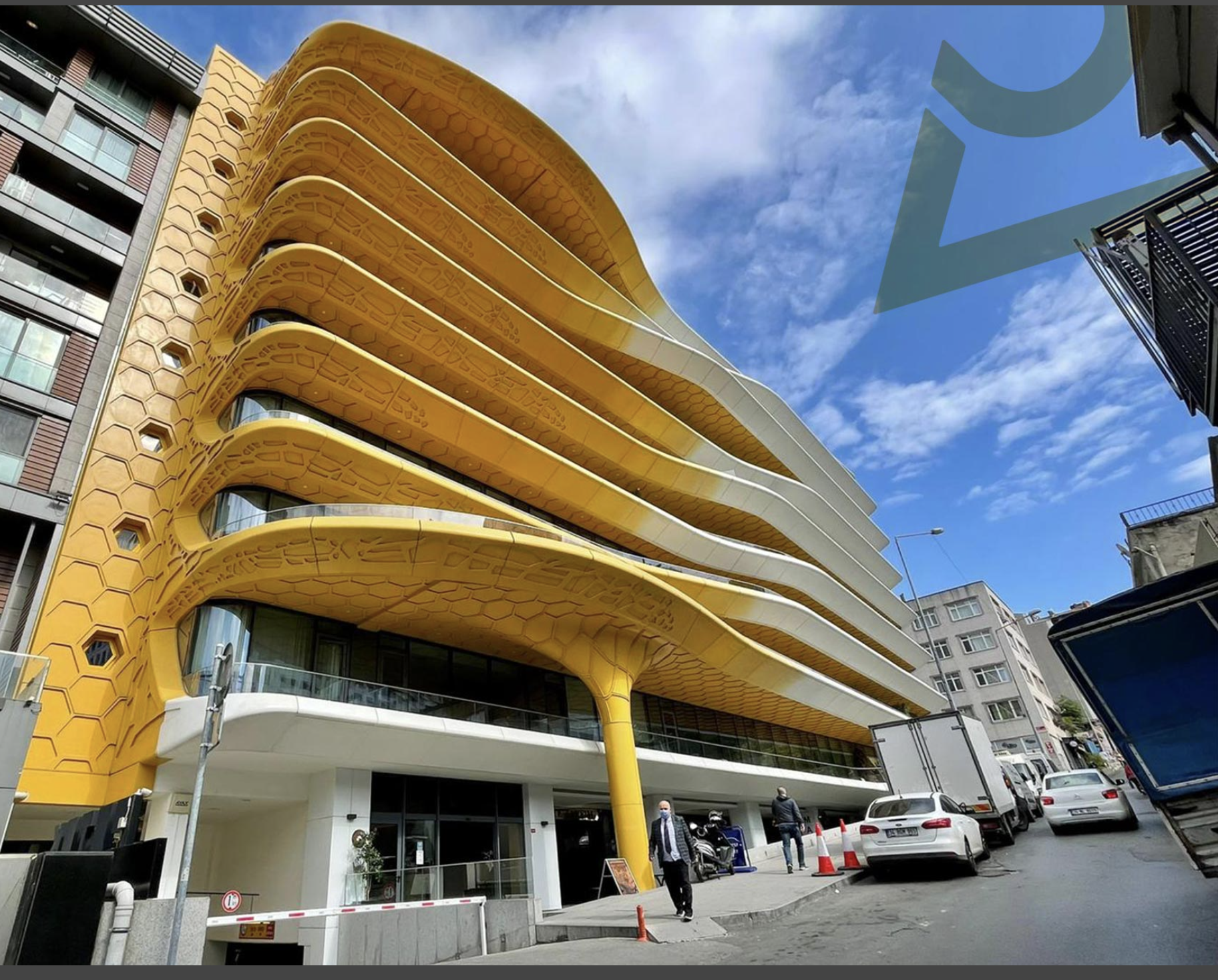 Petek Residence in Taksim w/pool&gym in Sisli, Istanbul
