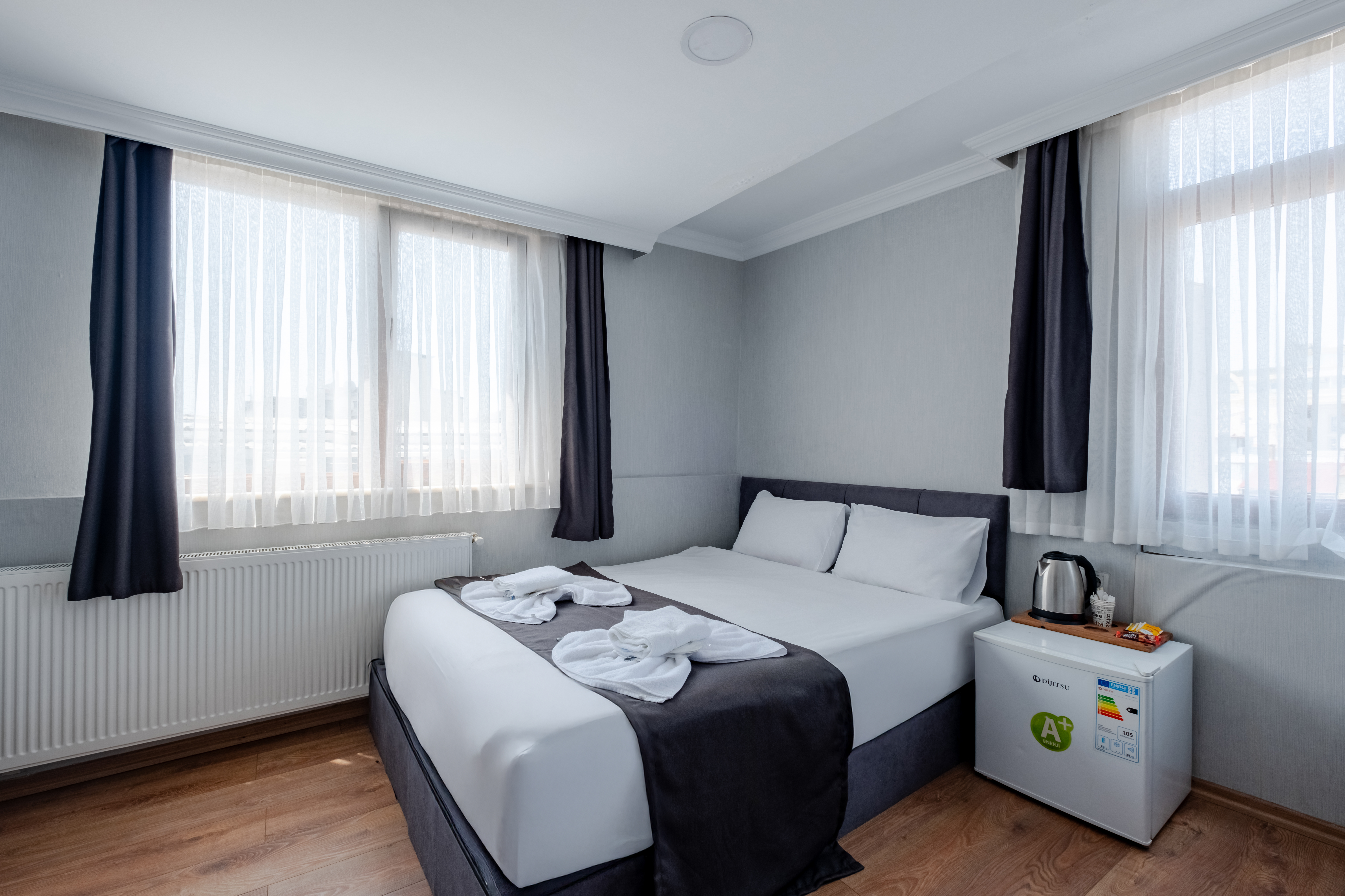 Comfortable Quadruple Room with Great Location-503 in Fatih, Istanbul