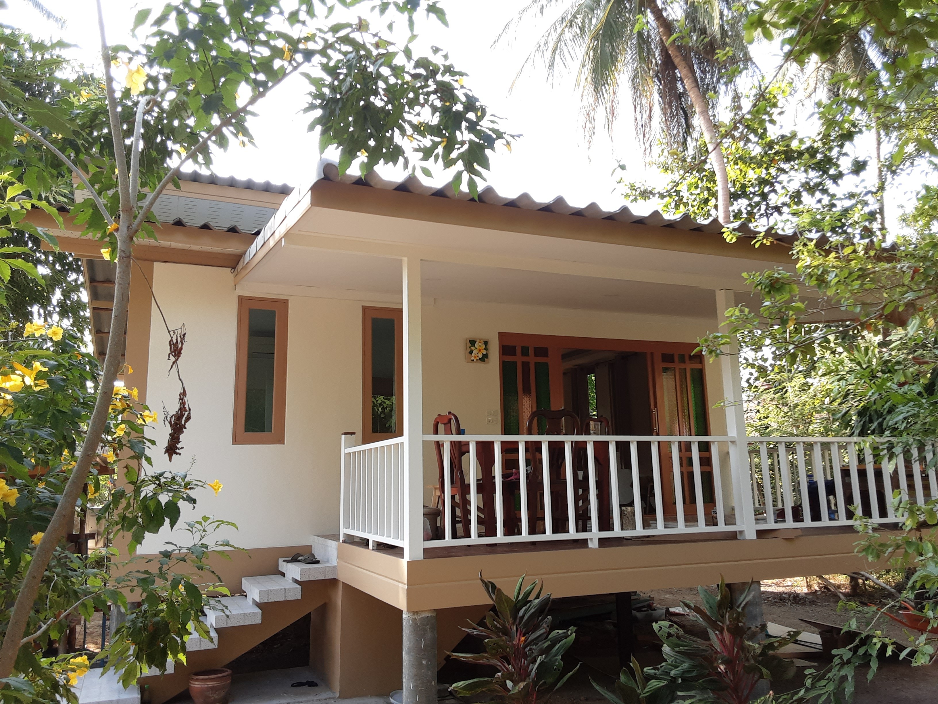 Honey House 2 Bedrooms! Chaloklam beach.