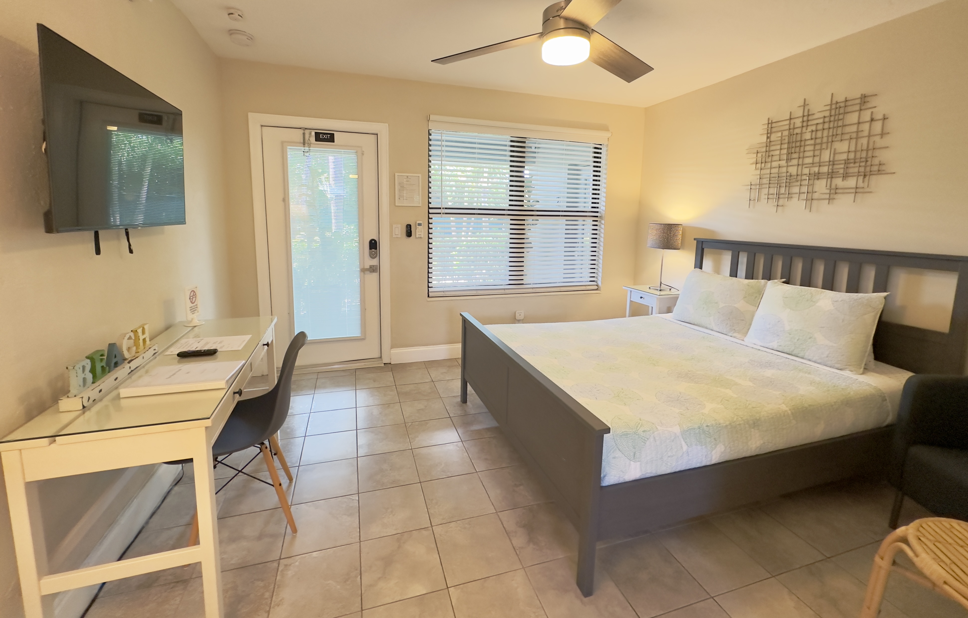 Small House for two in Hollywood, Broward County