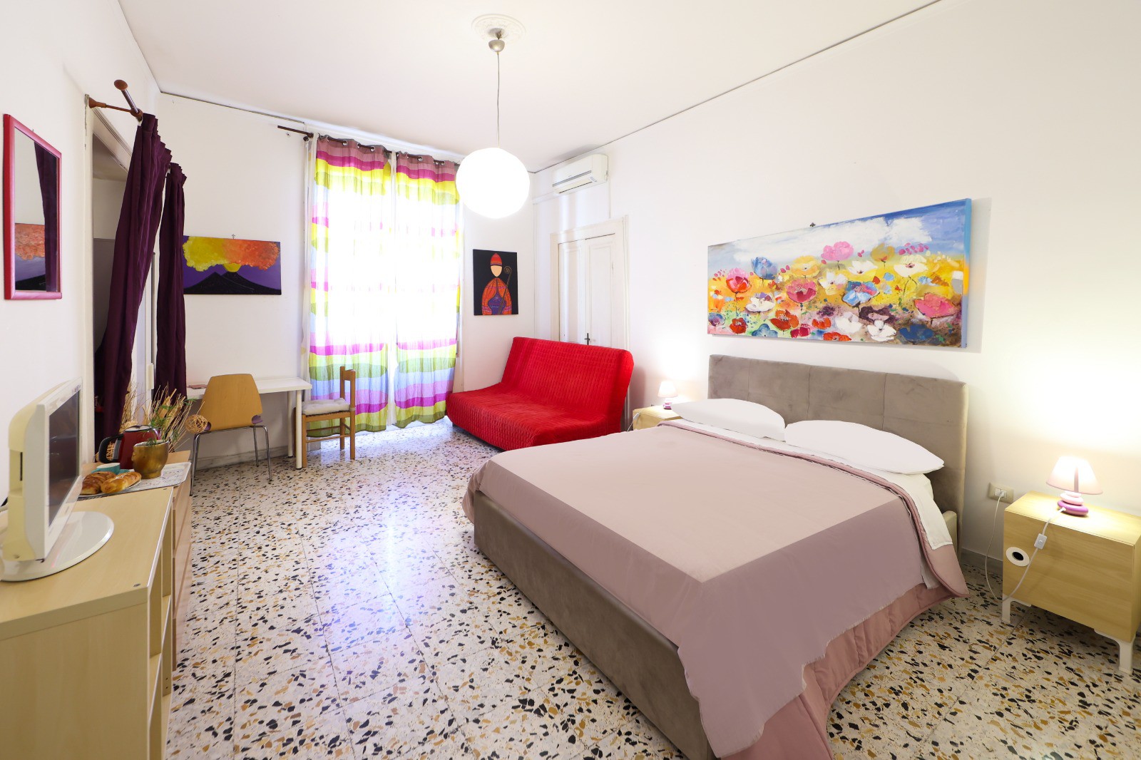 Rossonapoletano B&B Napoli Violet