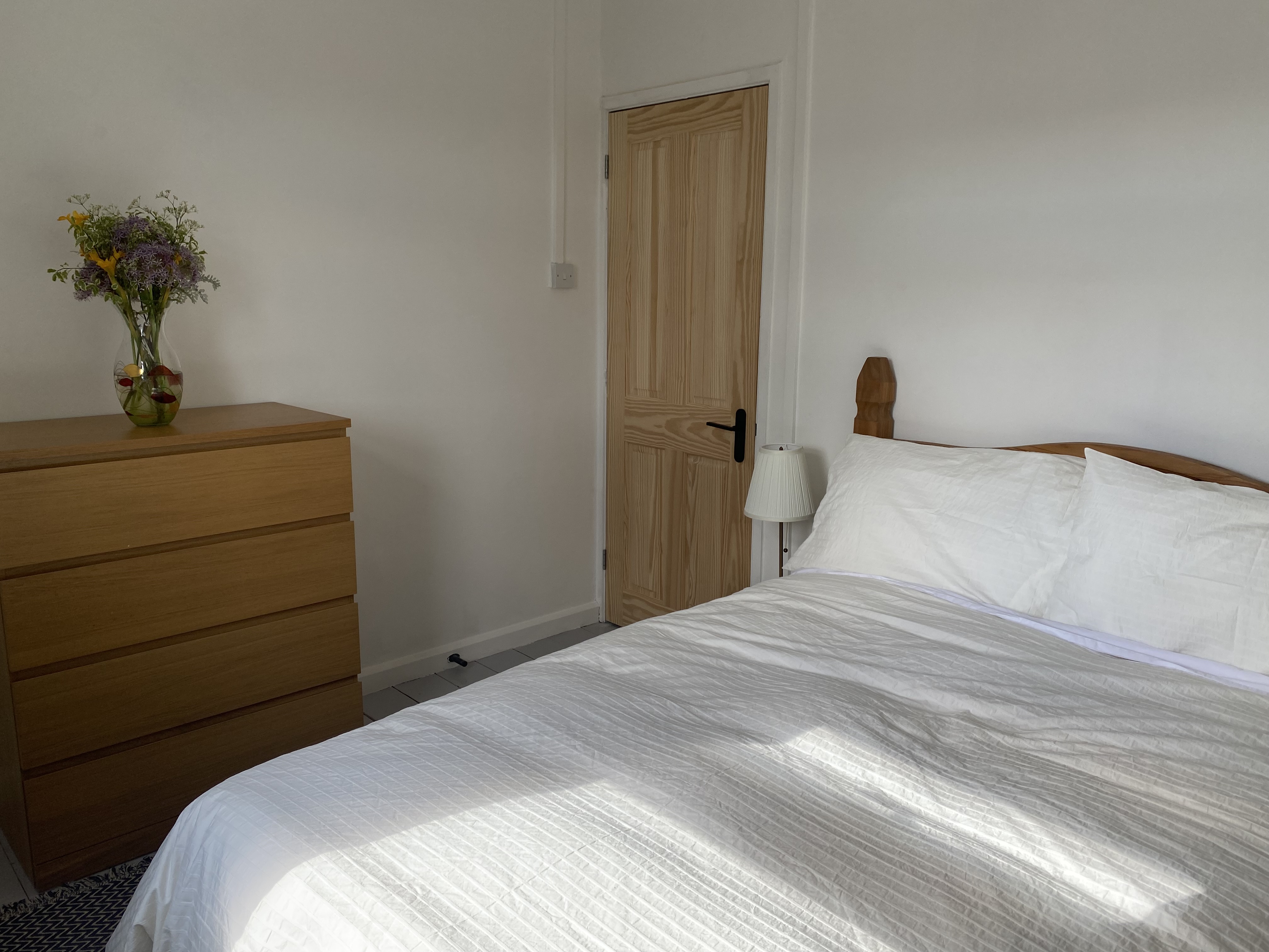 Double Room Bristol • Hot Tub • Parking • No CAZ in Stoke Bishop, Bristol