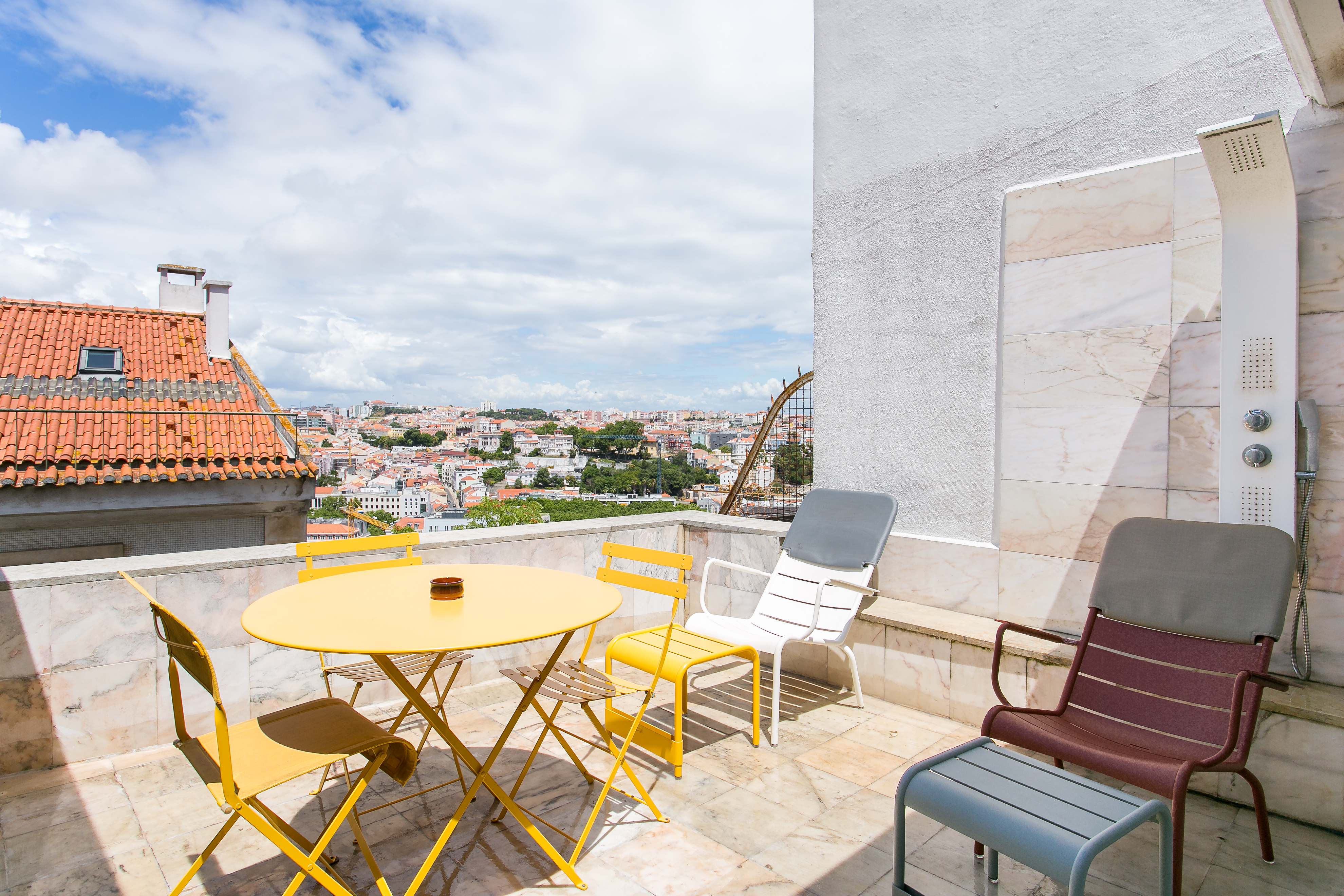 Blue House RoofTop @ Principe Real Garden