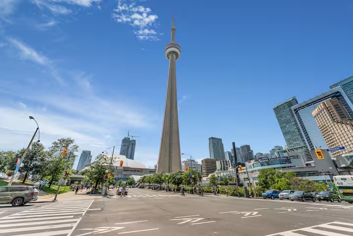 Chic Downtown Condo | Steps from CN Tower & Core