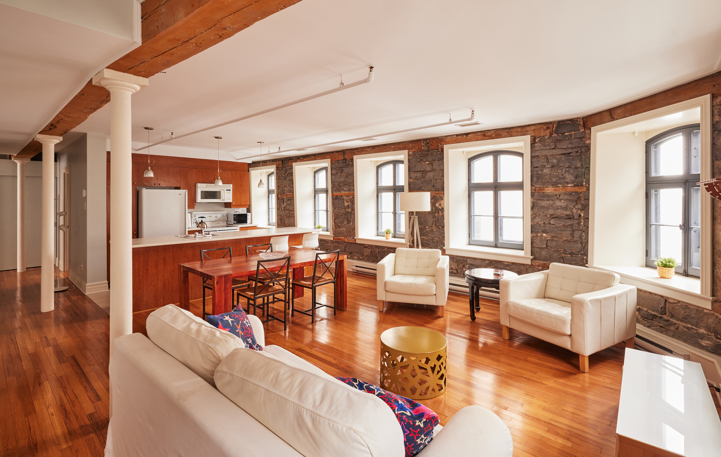 Beautiful Loft in Old Montreal in Ville-Marie, Montreal