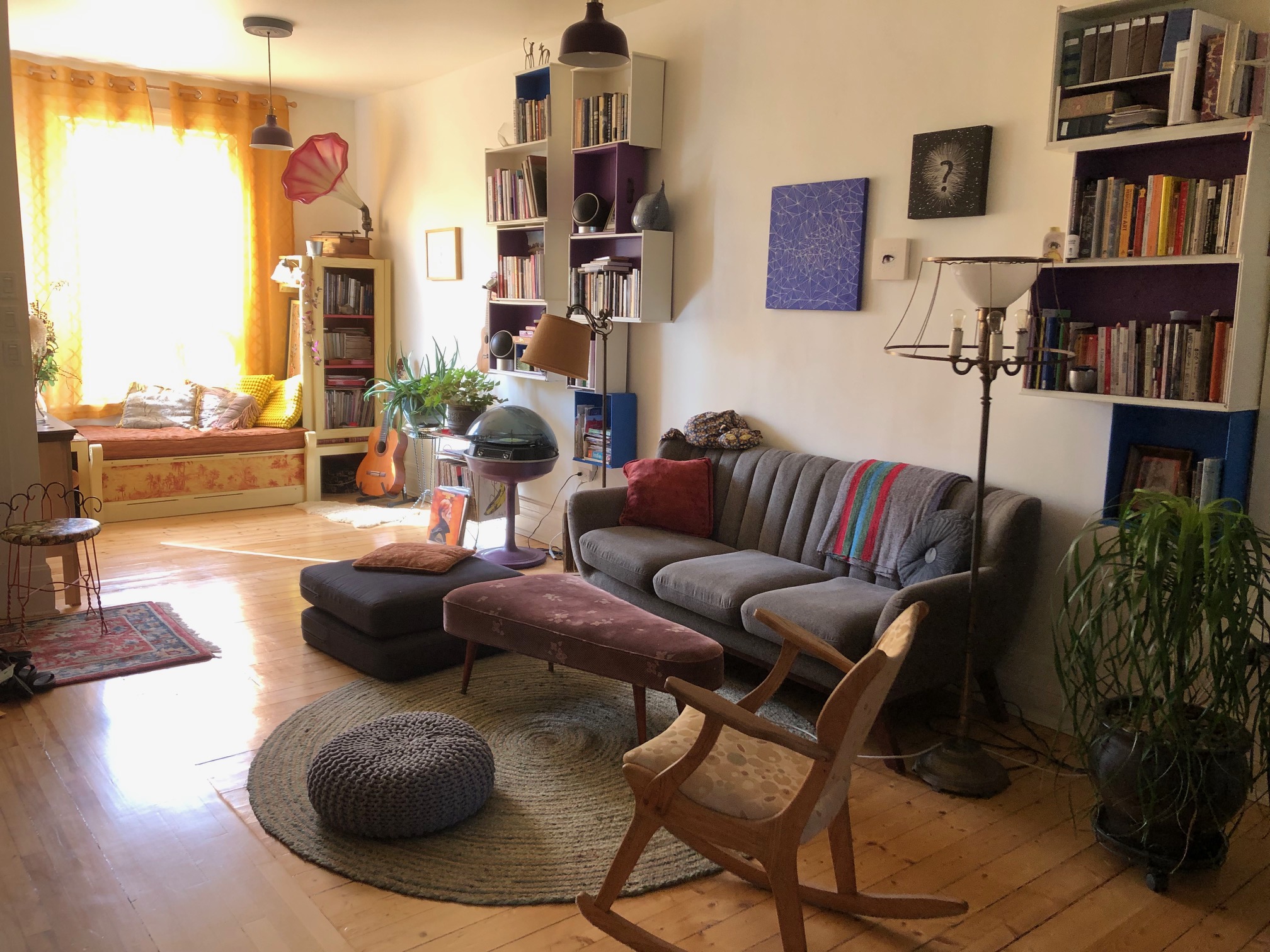 Artsy 2-bedroom