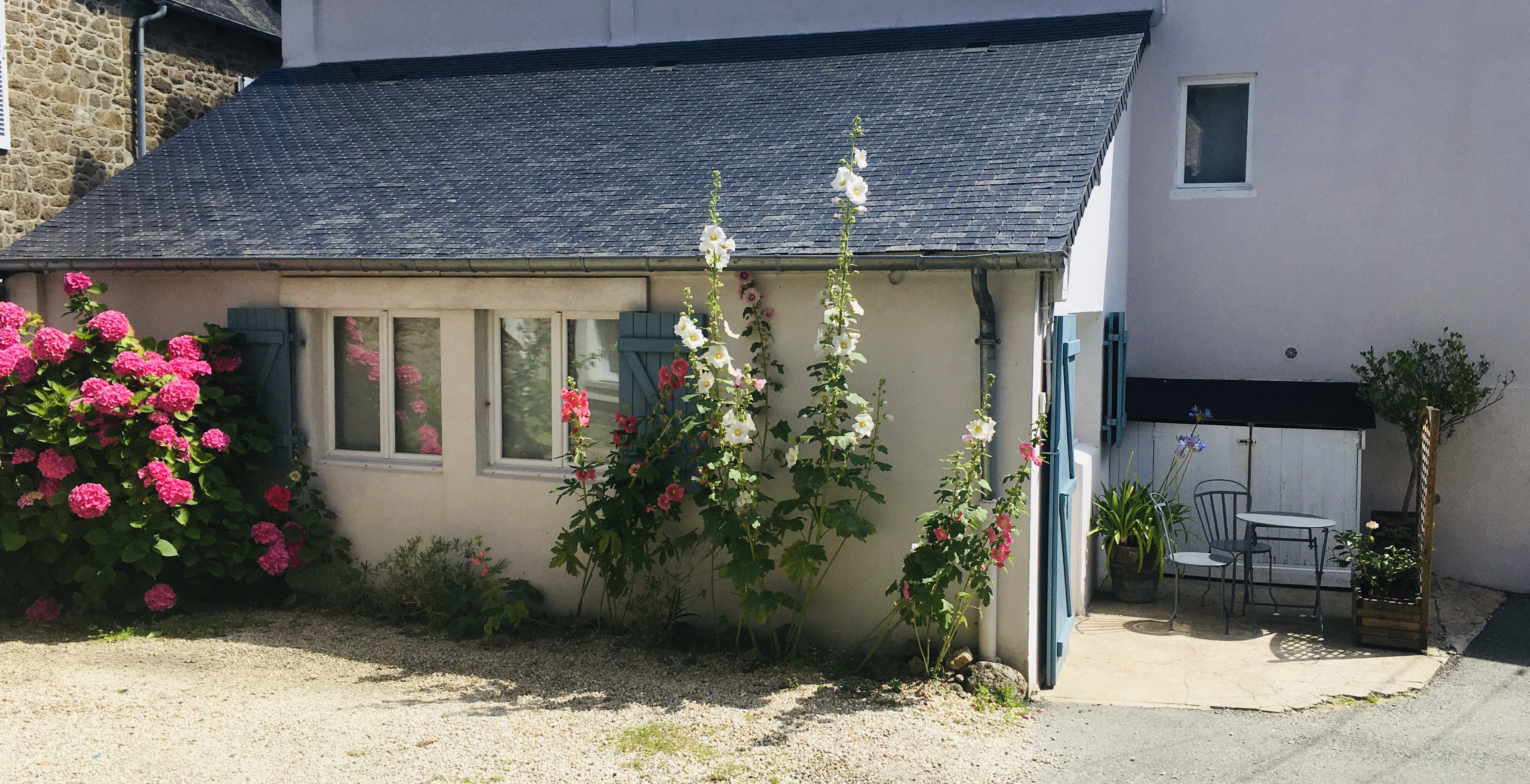 APARTMENT  ST MALO - VERY QUIET - PARKING