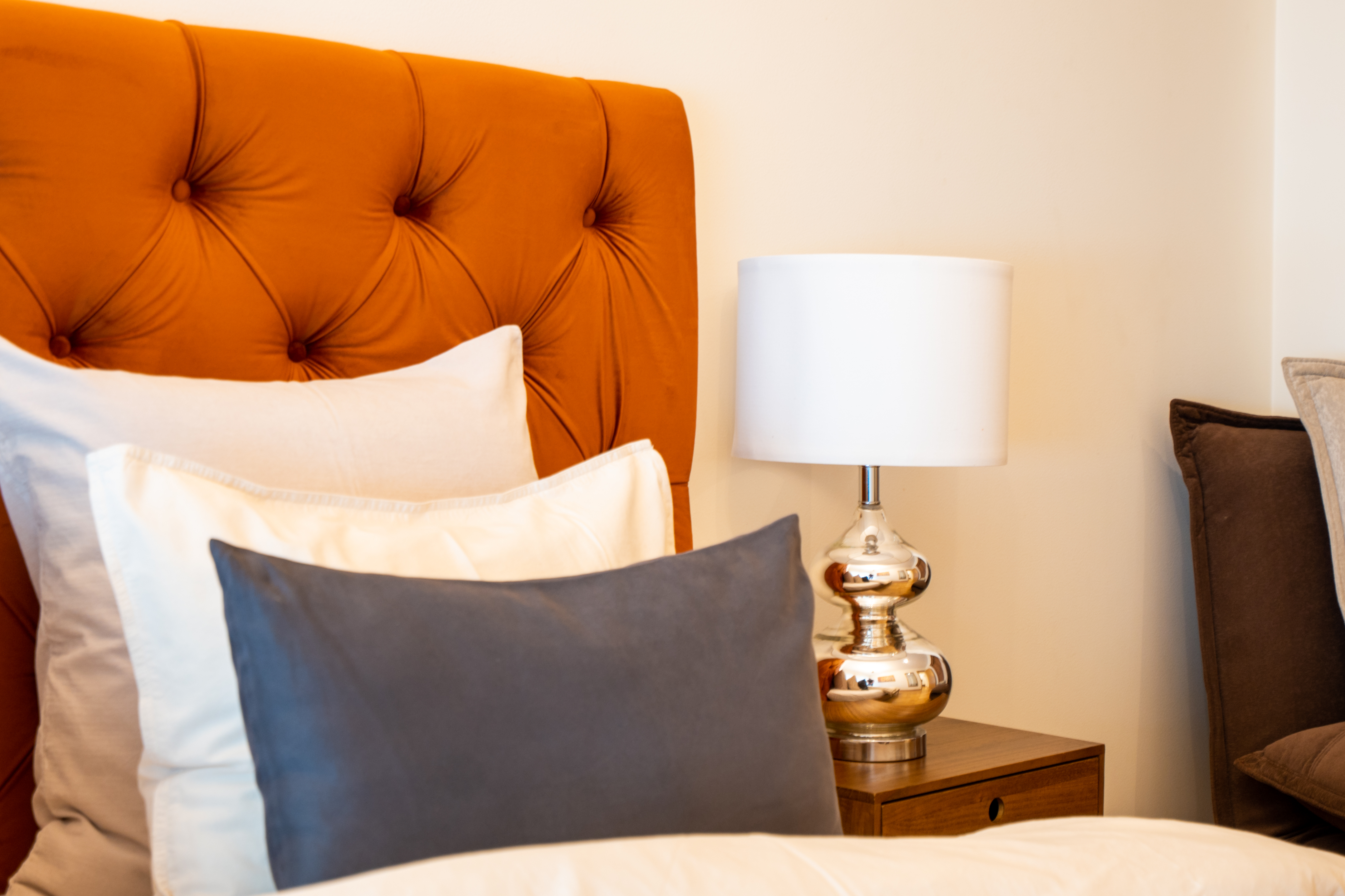 Design apartment in downtown with private parking