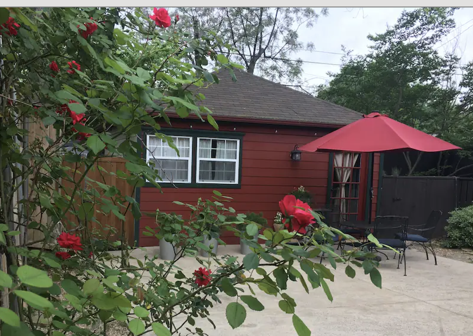 Sunshine Cottage Near FIFA World Cup Fan Fest in District 2, Dallas
