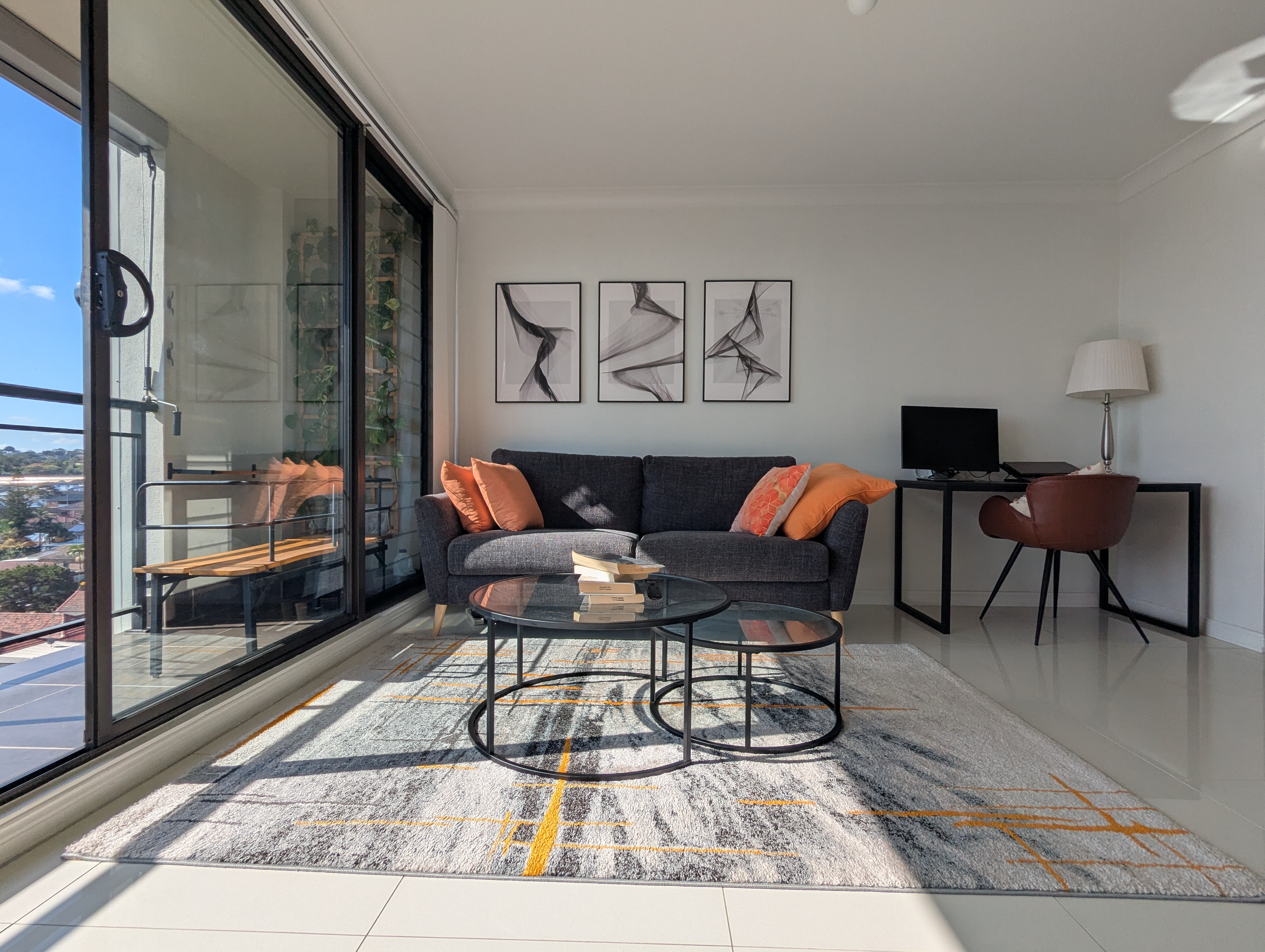 Stylish penthouse with nice view & close to beach in Randwick, Sydney
