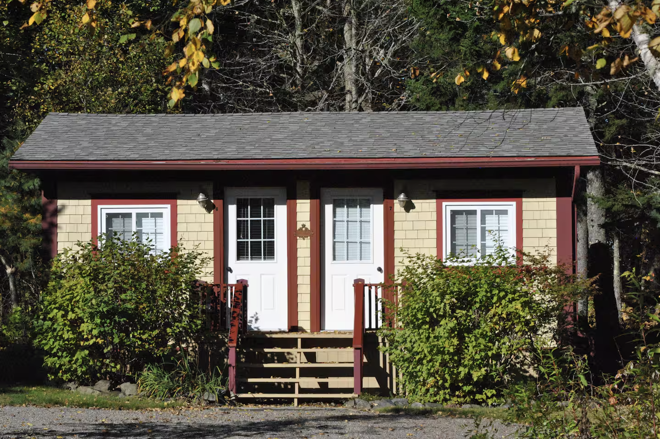 Dominion Hill Country Inn - Harbour Cabin in Saint Patrick, New Brunswick