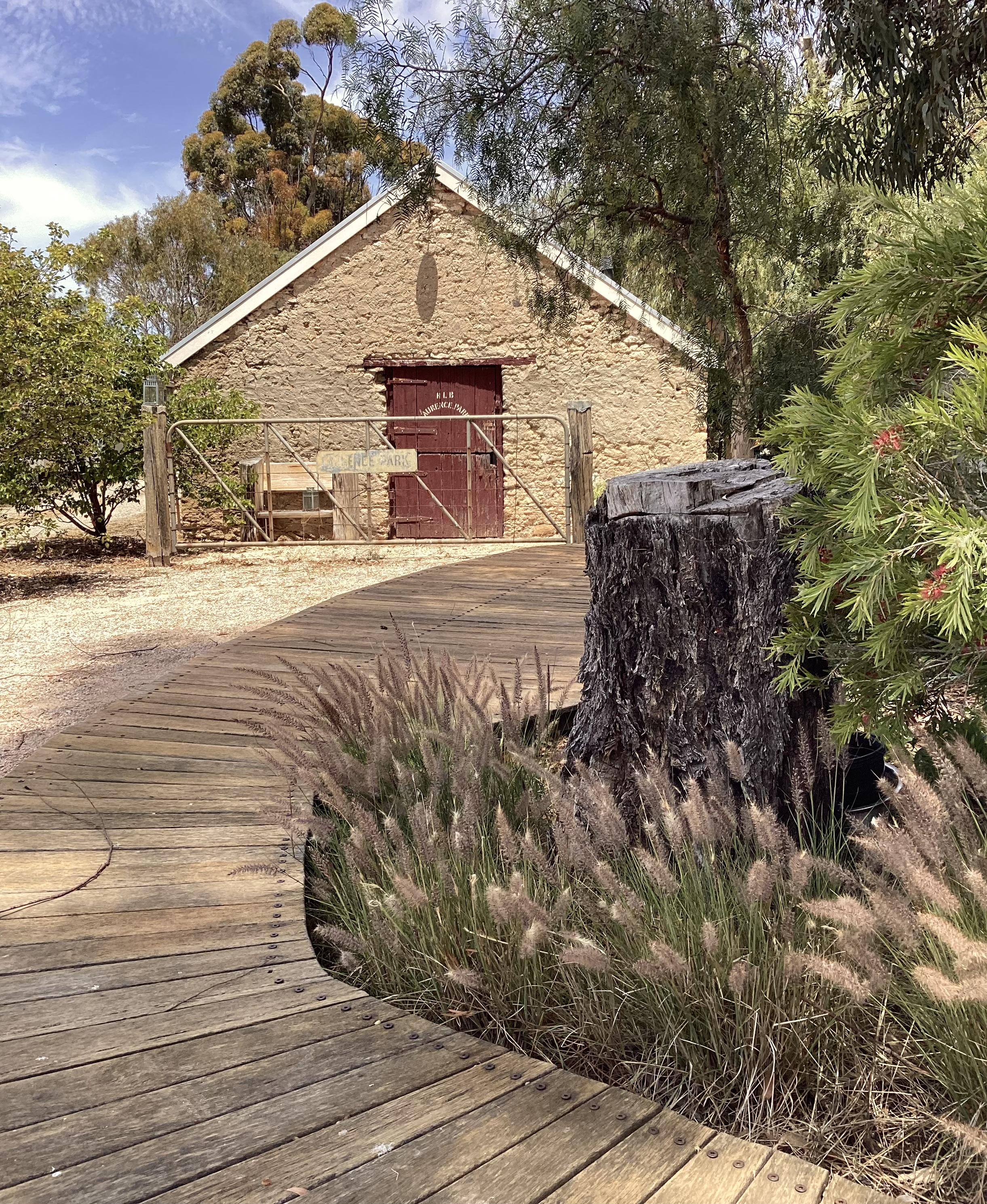 Stable Door- The Spirit or Avalon - 10 minutes in Greater Geelong, Barwon South West Vic