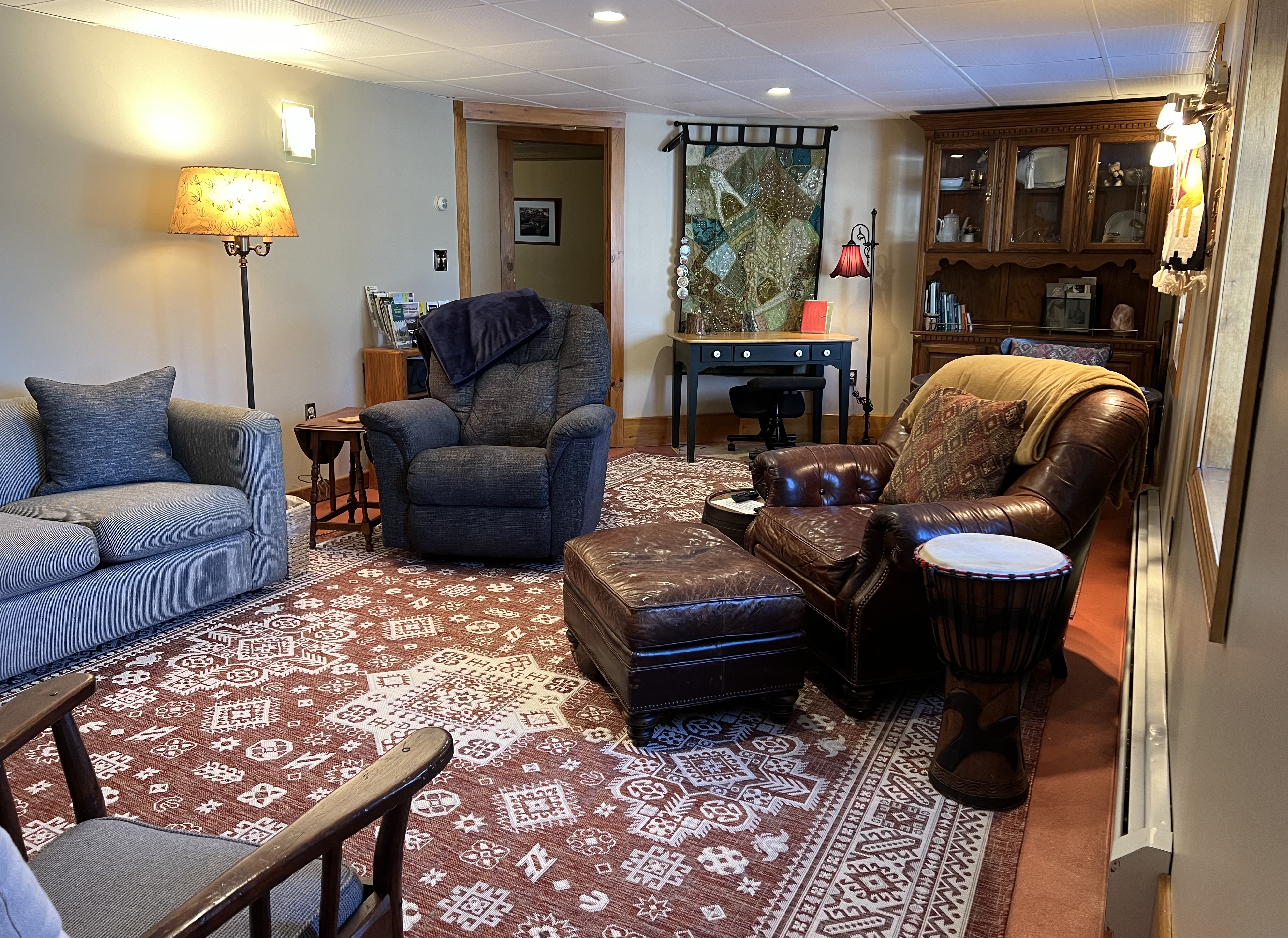 Village Nook-1BR Apt-on Rail Trail, walk downtown