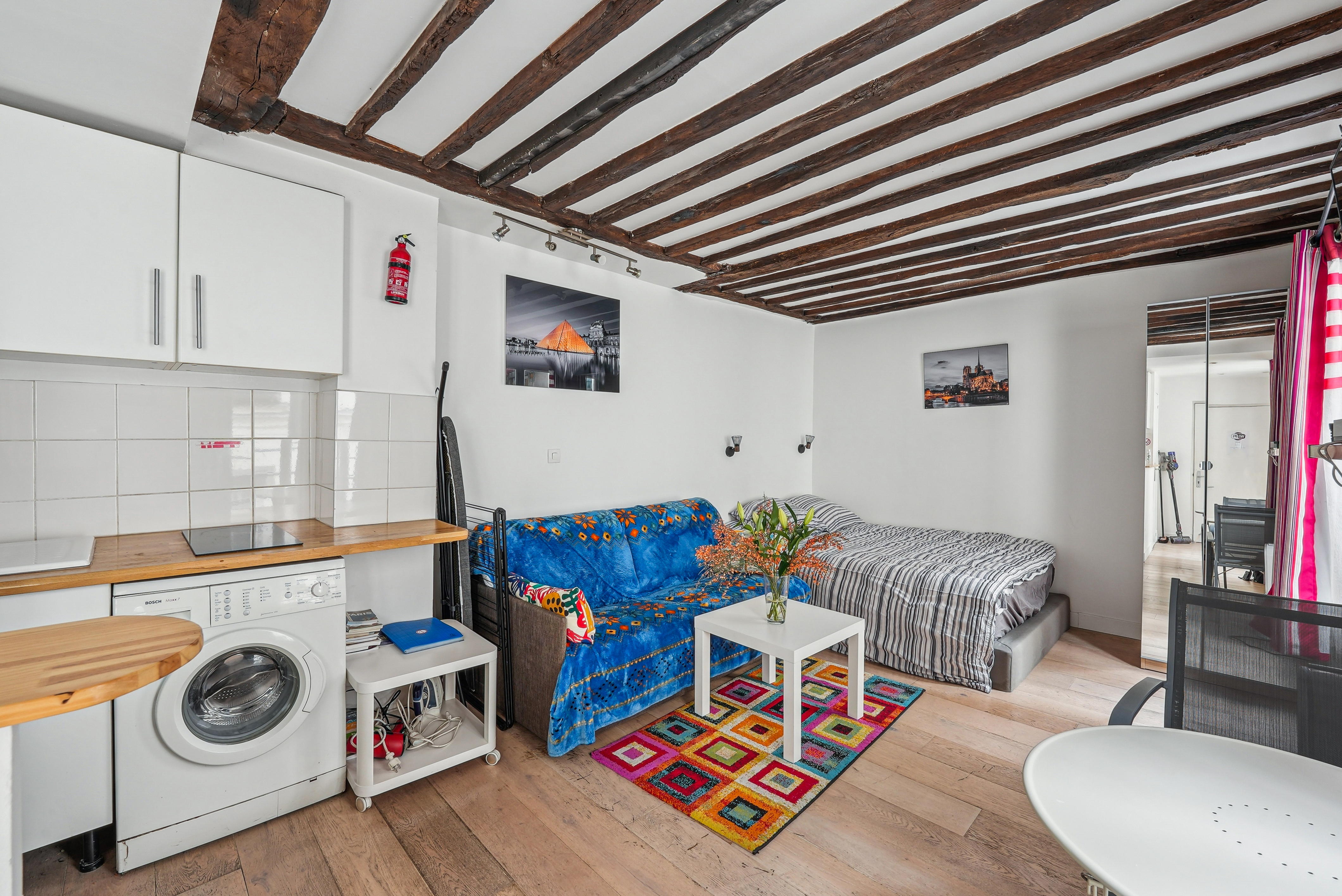Cosy apartment located in paris 3