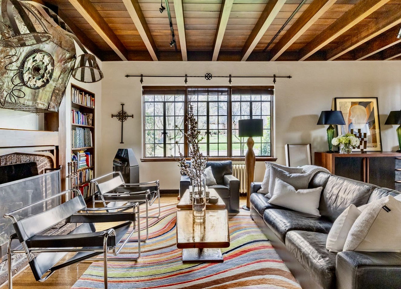 Luxe Comfort in an Artistic & Historic Home in District 18, Nashville