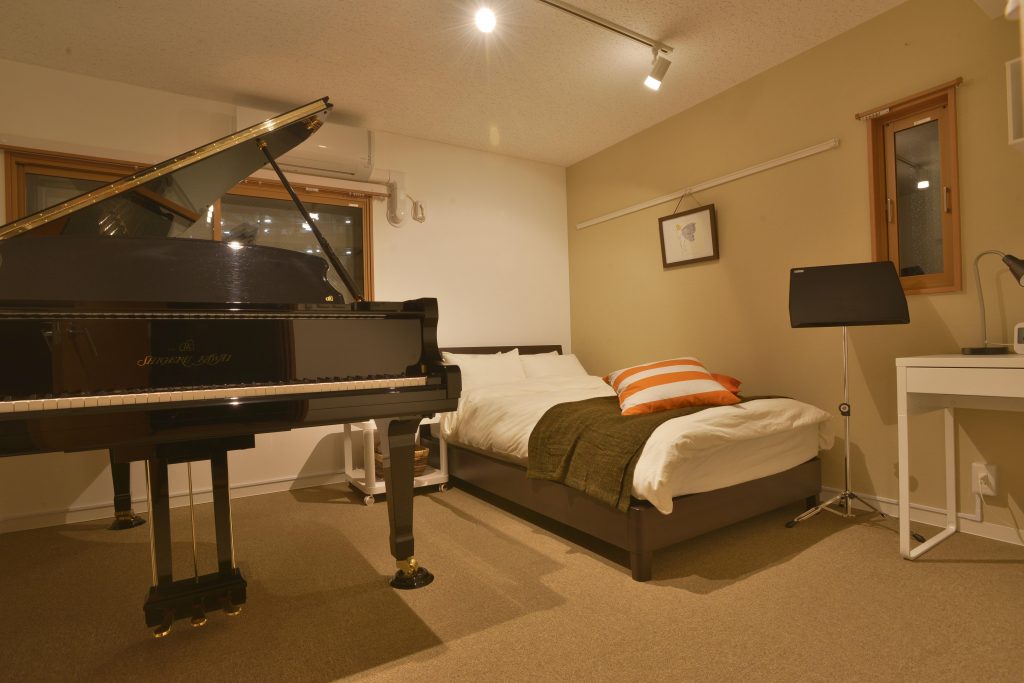 音泊 Ikebukuro Tokyo#201 KAWAI SK-3