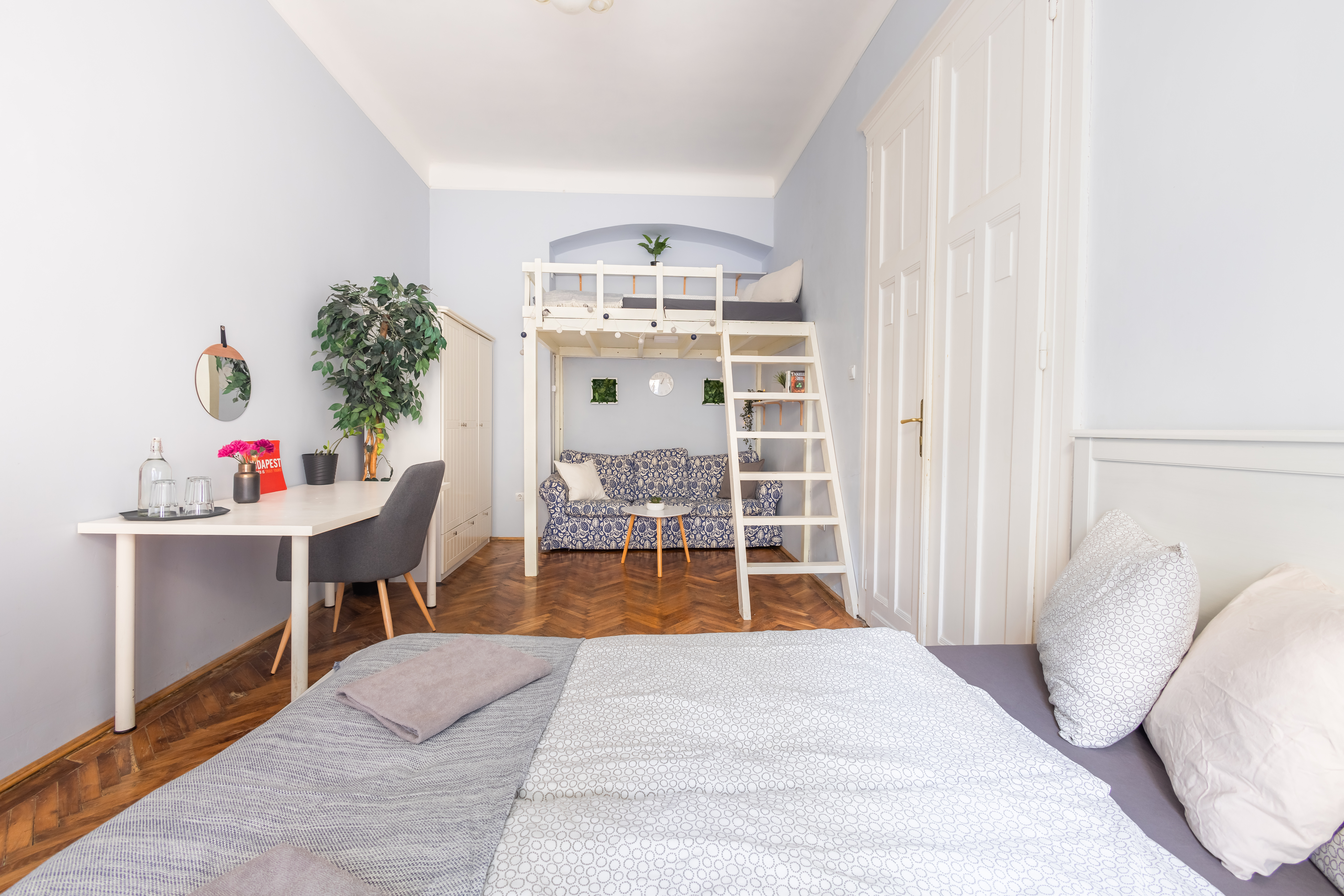 Gellerico at Horánszky Street - Spacious Room