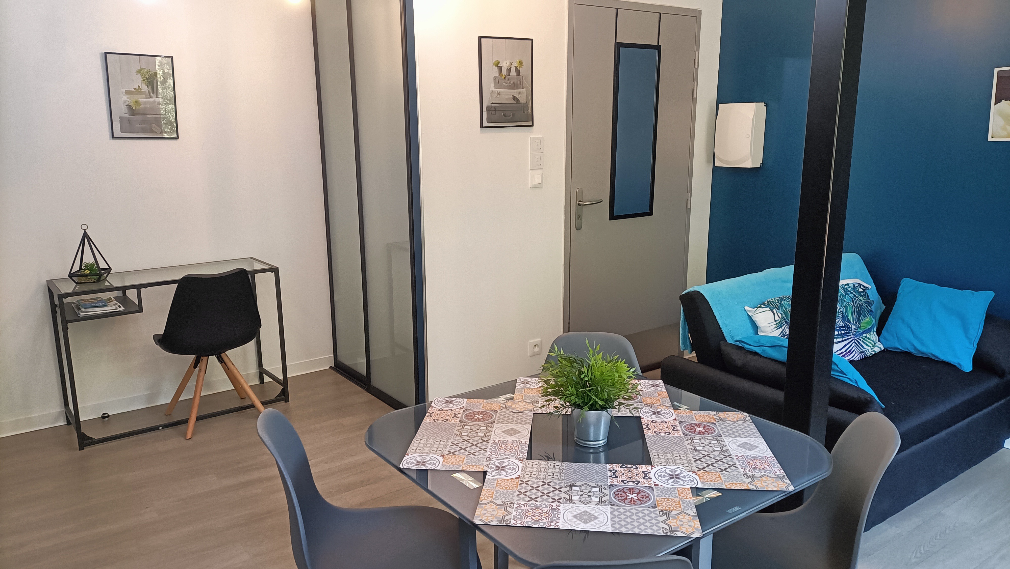 F1 EN DUPLEX BLEU