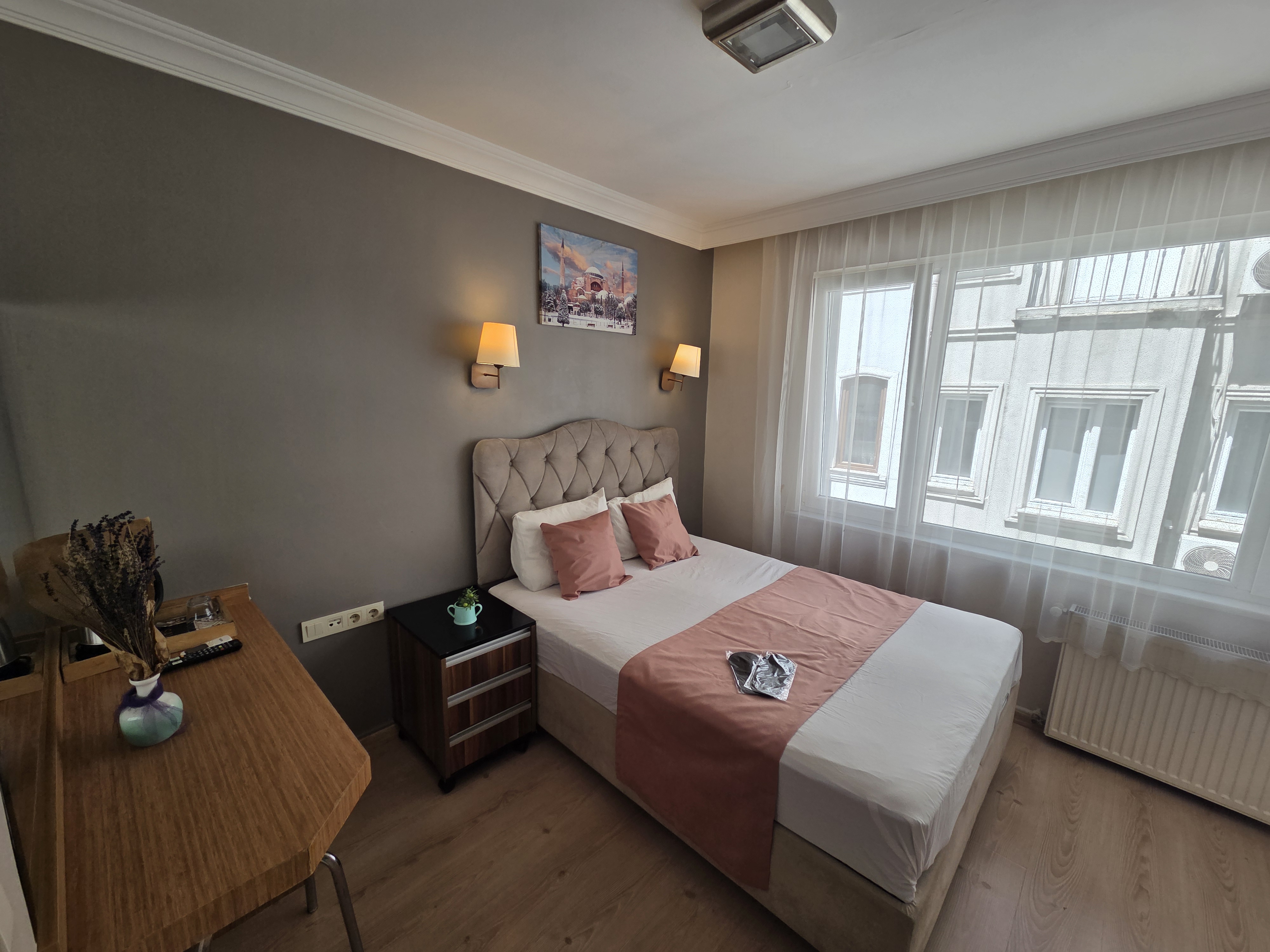 Clean and Safe Room ( in taksim street) #5