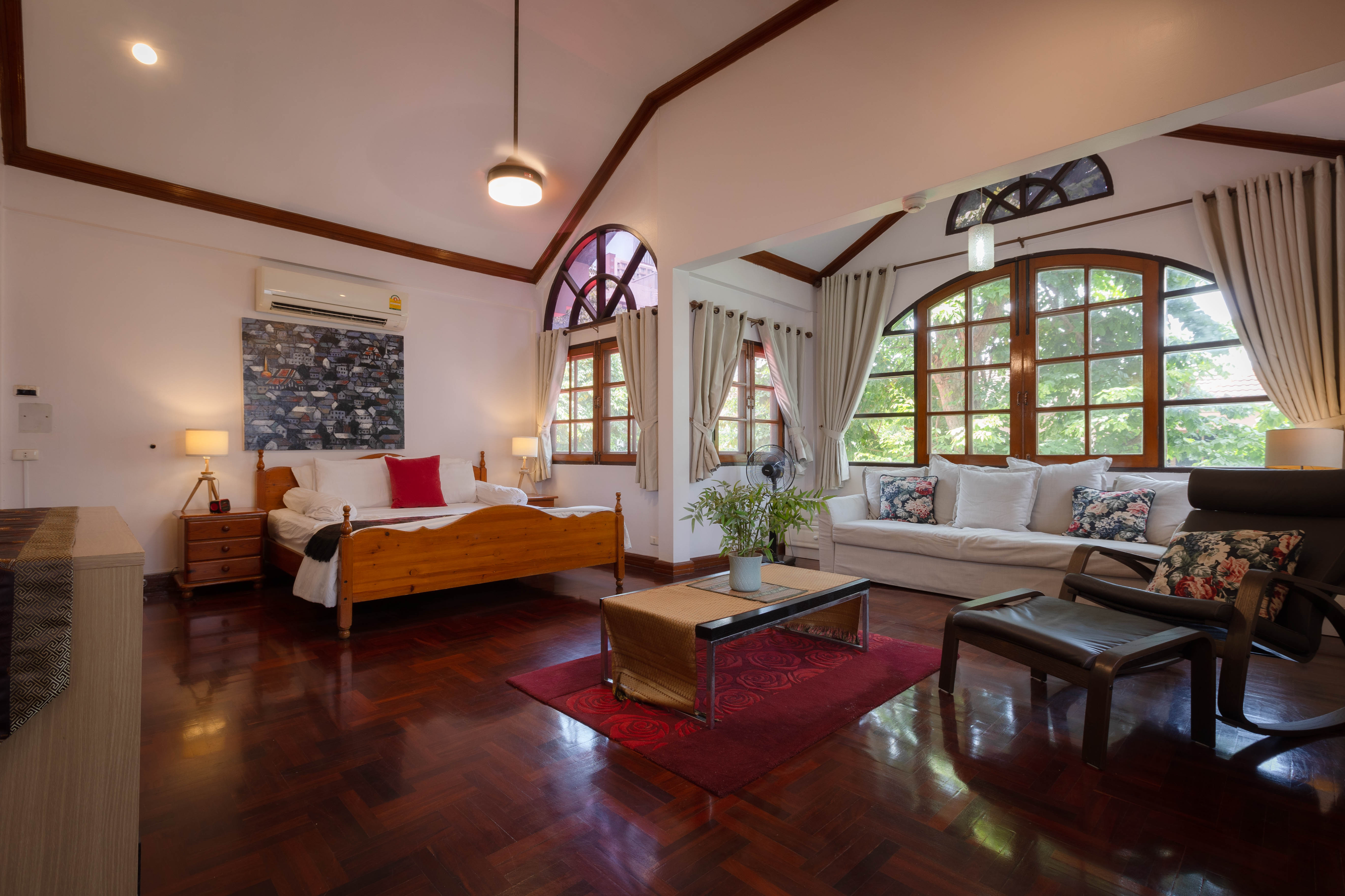 Spacious 250sqm Private House • 3BR • Sleeps 7 •