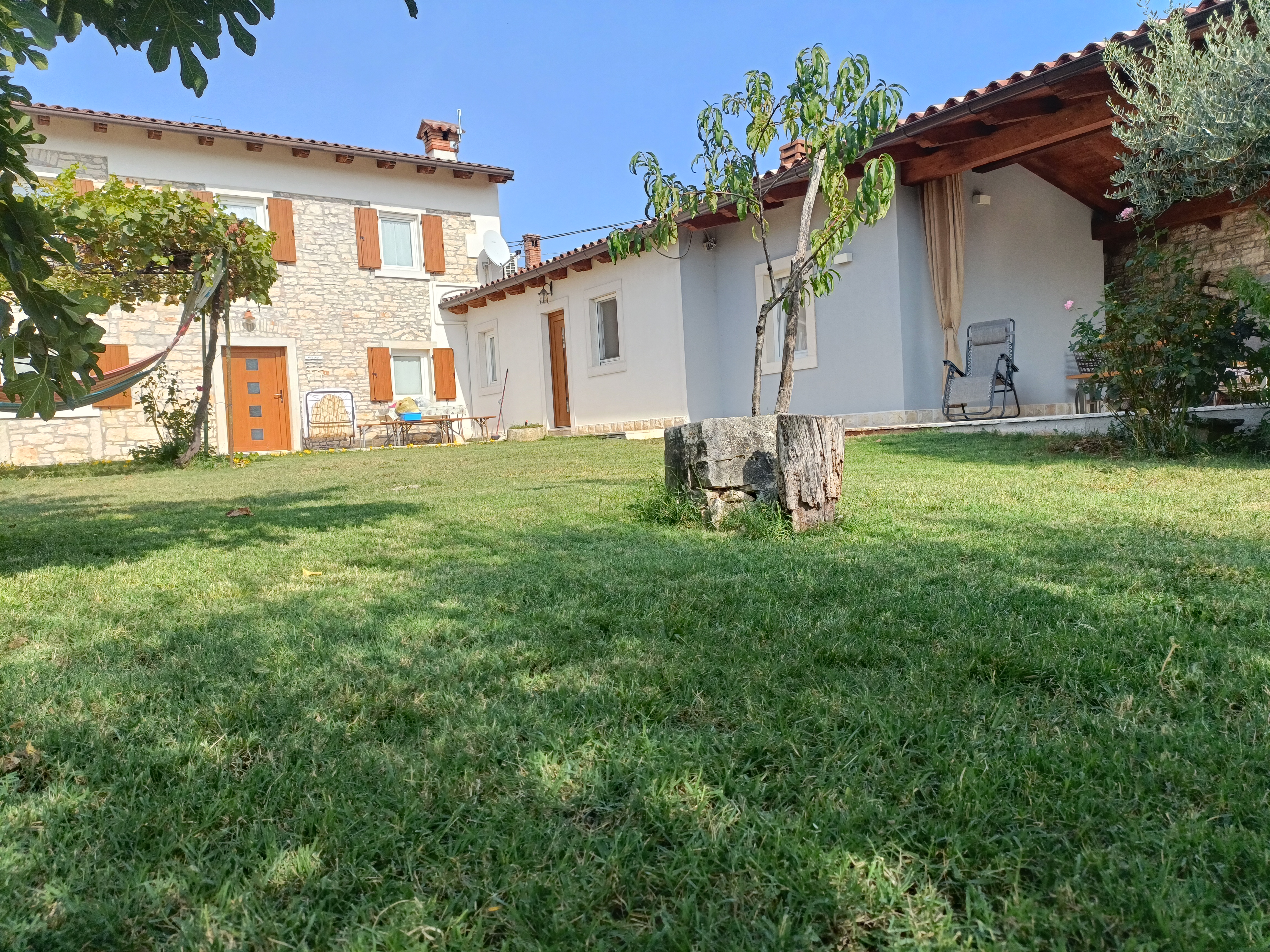 Vacation home with garden